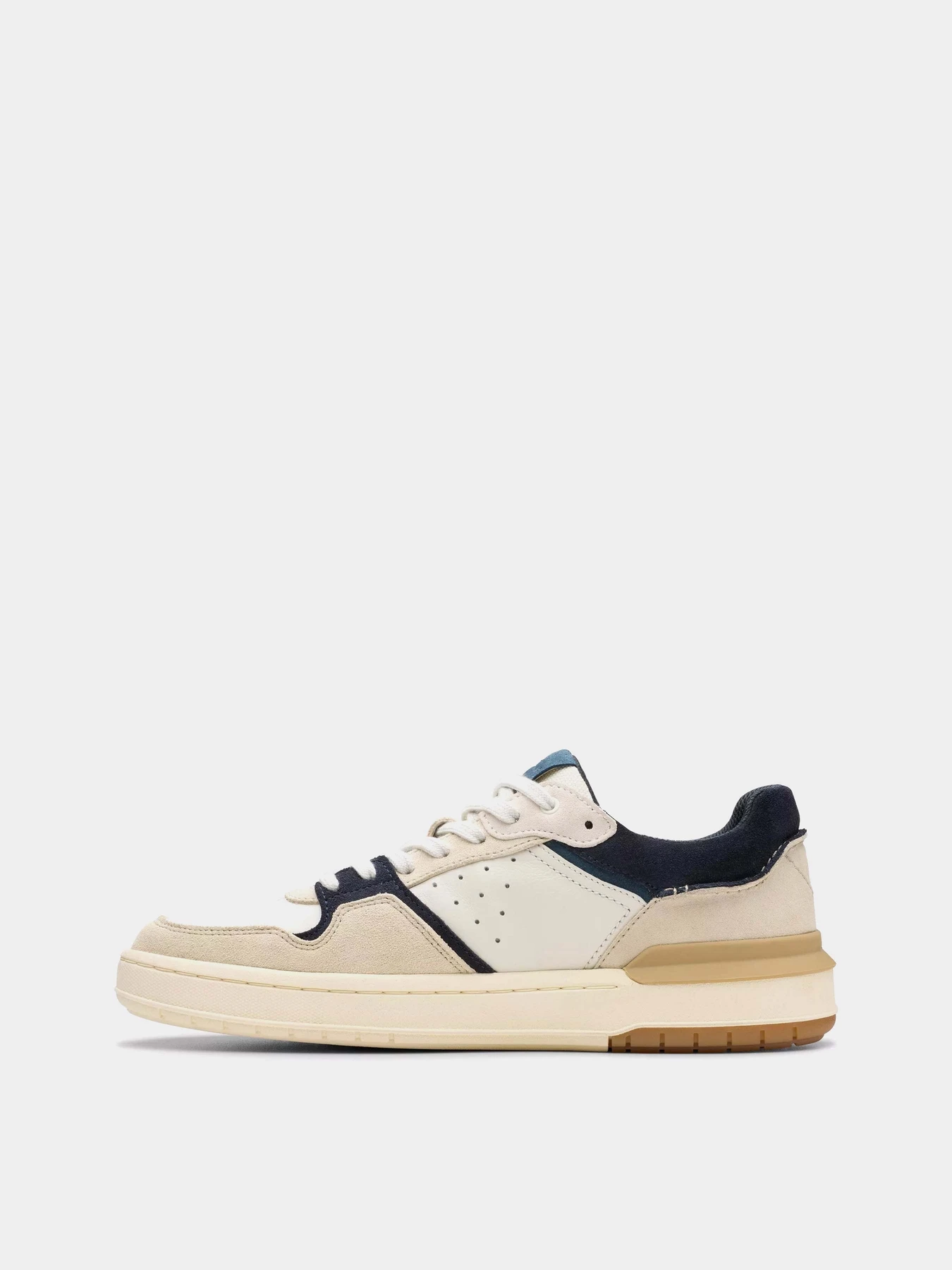 Кеды Clarks Courtlite 2 Lo модель 26181289 Фото