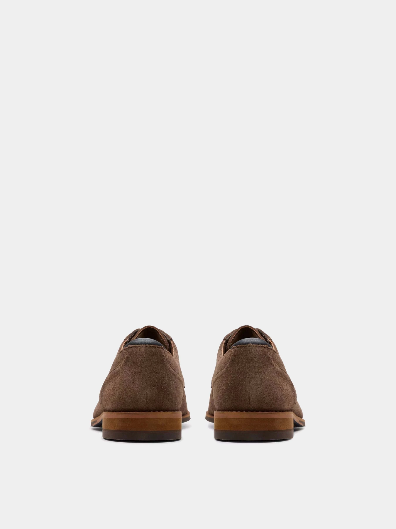 Туфли и лоферы Clarks Craft Arlo Lace модель 26181334 Туфли и лоферы Clarks Craft Arlo Lace модель 26181334 Фото