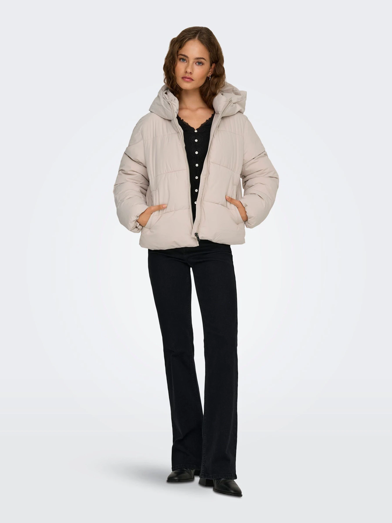 Куртки та дублянки Only JUTA SHORT PUFFER OTW модель 15365799_Pumice Stone Фото