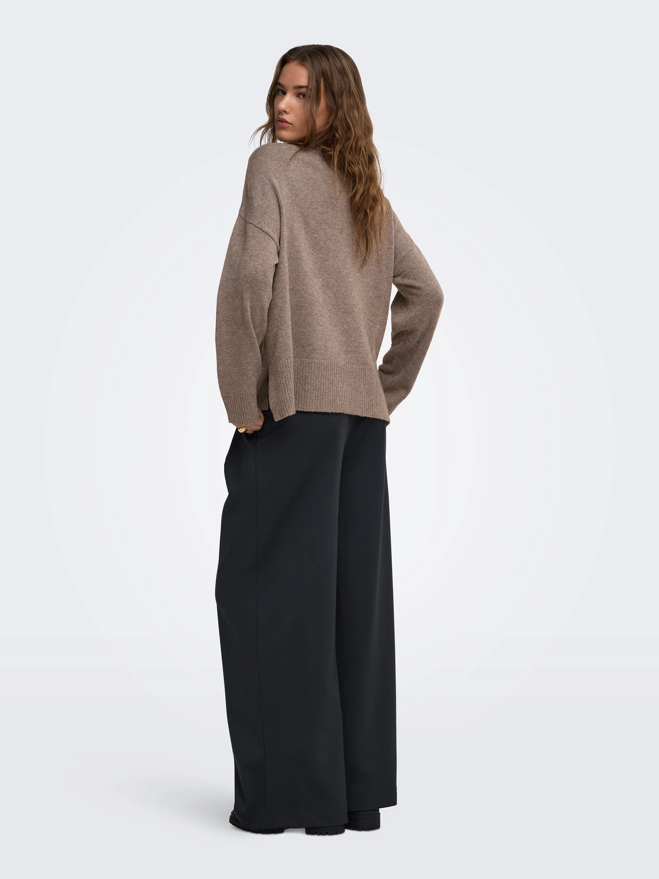 Светри та кардигани Only MARY LS HIGH NECK SLIT KNT модель 15379251_Shaved Chocolate Melange Фото