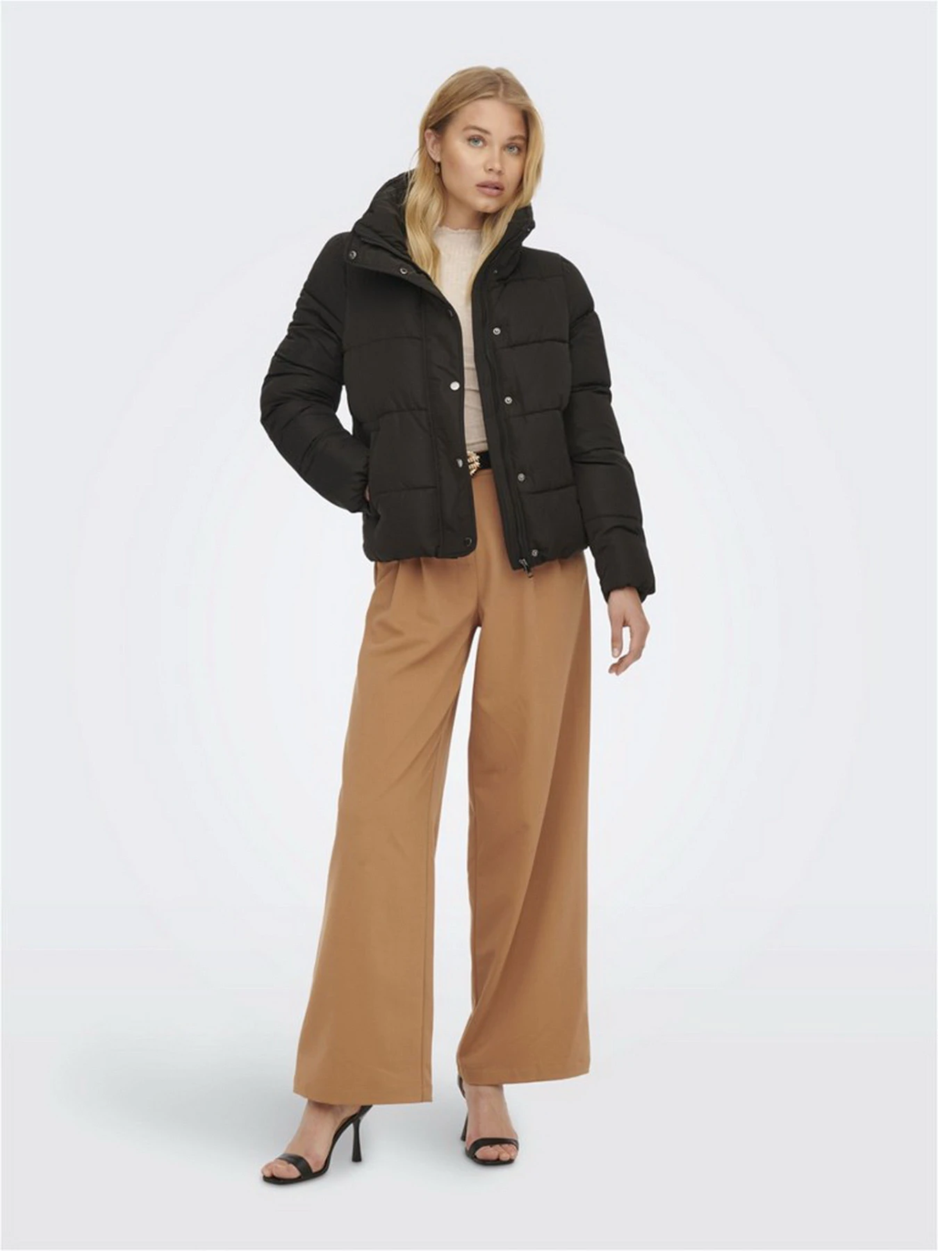 Куртки та дублянки Only модель 15196546_Black Куртки та дублянки Only модель 15196546_Black Фото