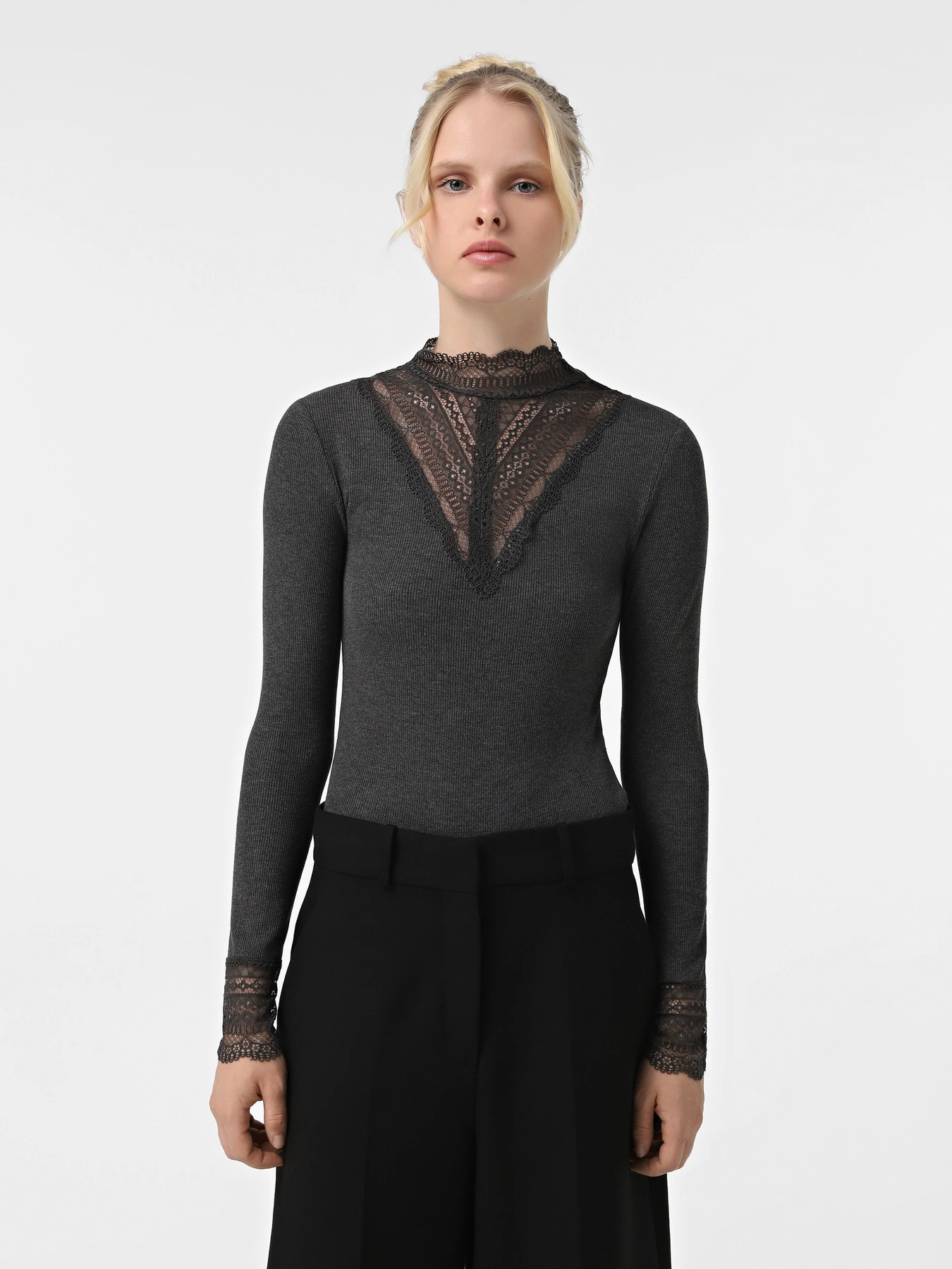 Свитры и кардиганы Only модель 15207788_Dark Grey Melange Свитры и кардиганы Only модель 15207788_Dark Grey Melange Фото
