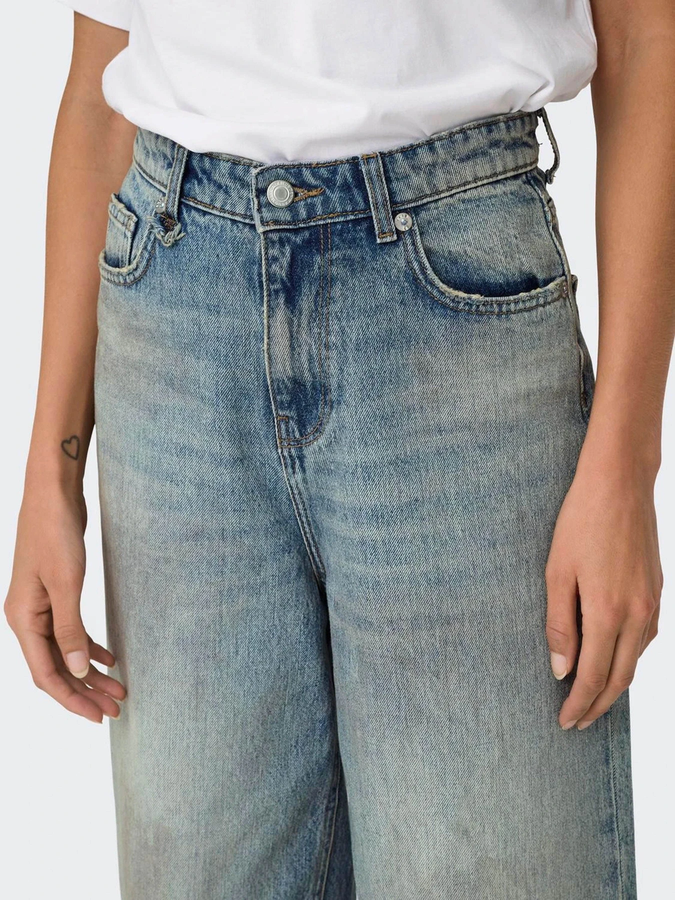 Джинси Only модель 15334010_Light Blue Denim TINTED Джинси Only модель 15334010_Light Blue Denim TINTED Фото