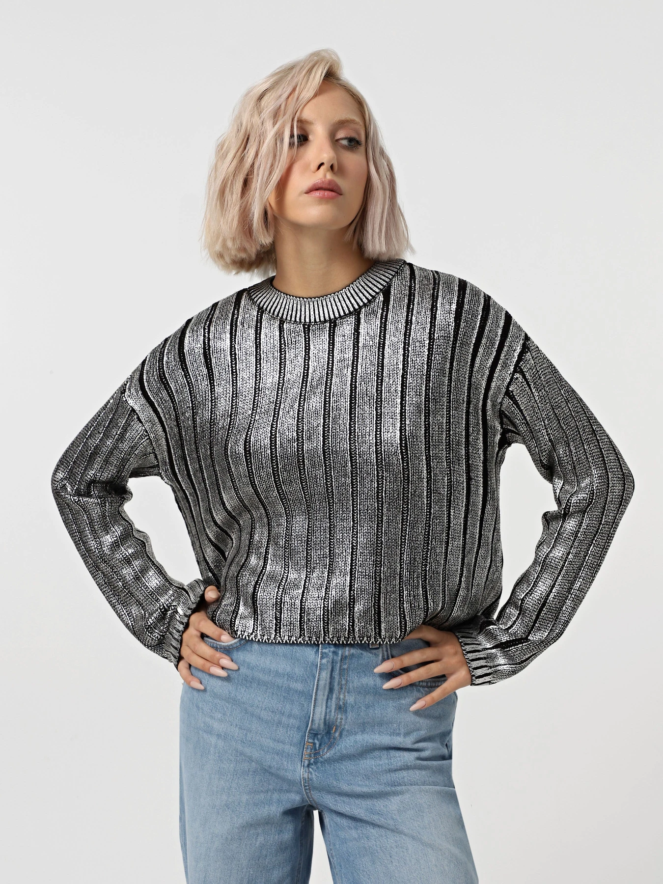 Свитры и кардиганы Only модель 15331238_Black Silver Foil Свитры и кардиганы Only модель 15331238_Black Silver Foil Фото