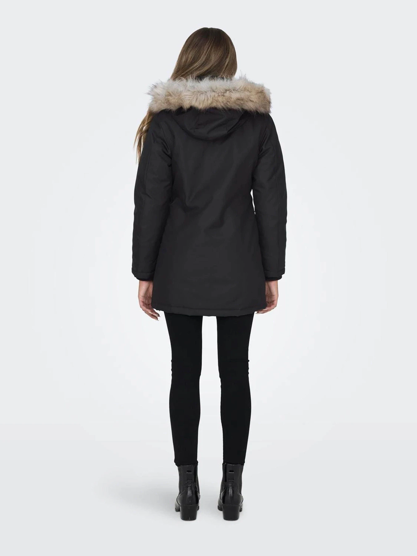 Куртки и дубленки Only модель 15300633_Black Куртки и дубленки Only модель 15300633_Black Фото