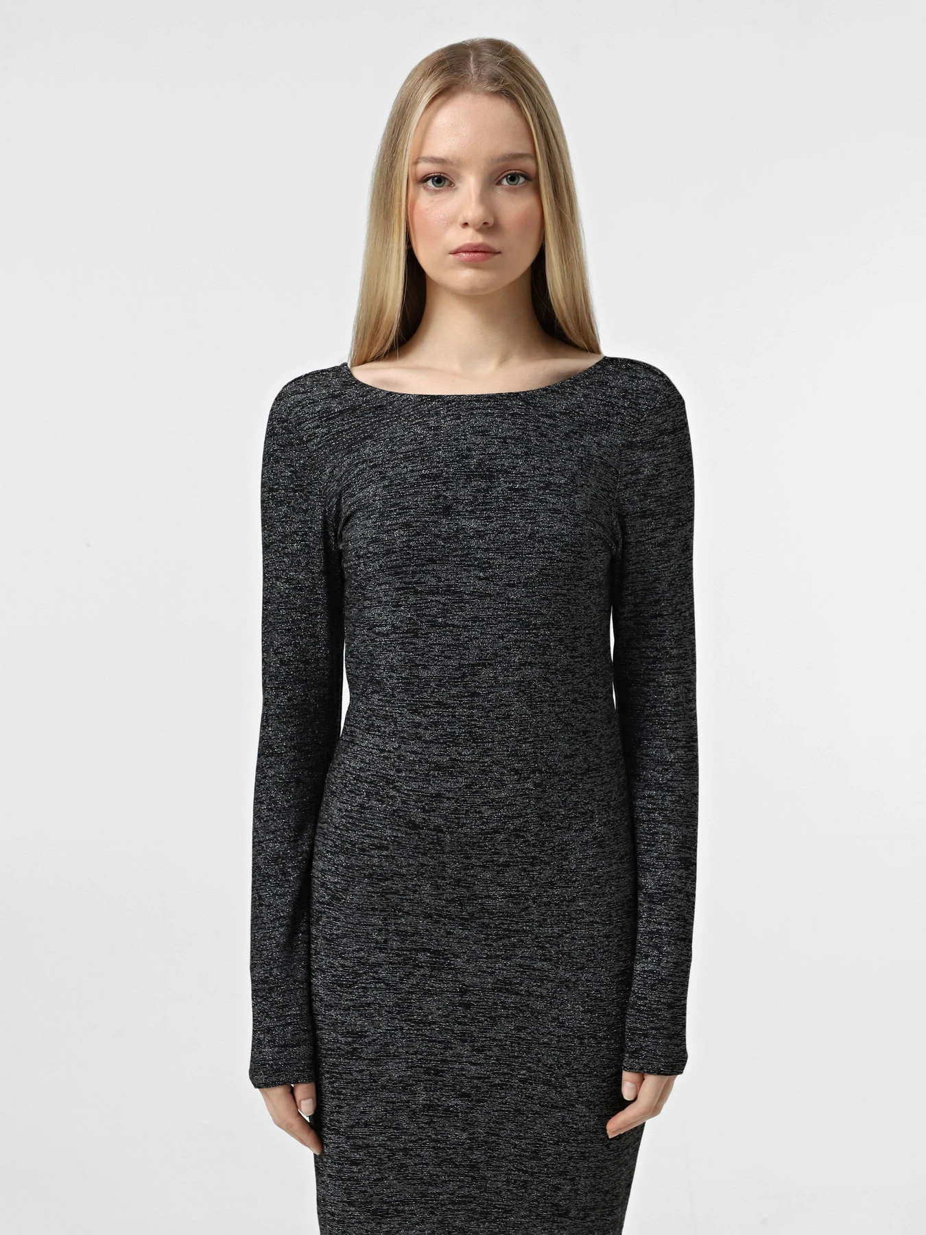 Платья Only модель 15335088_Black Silver glitter Платья Only модель 15335088_Black Silver glitter Фото