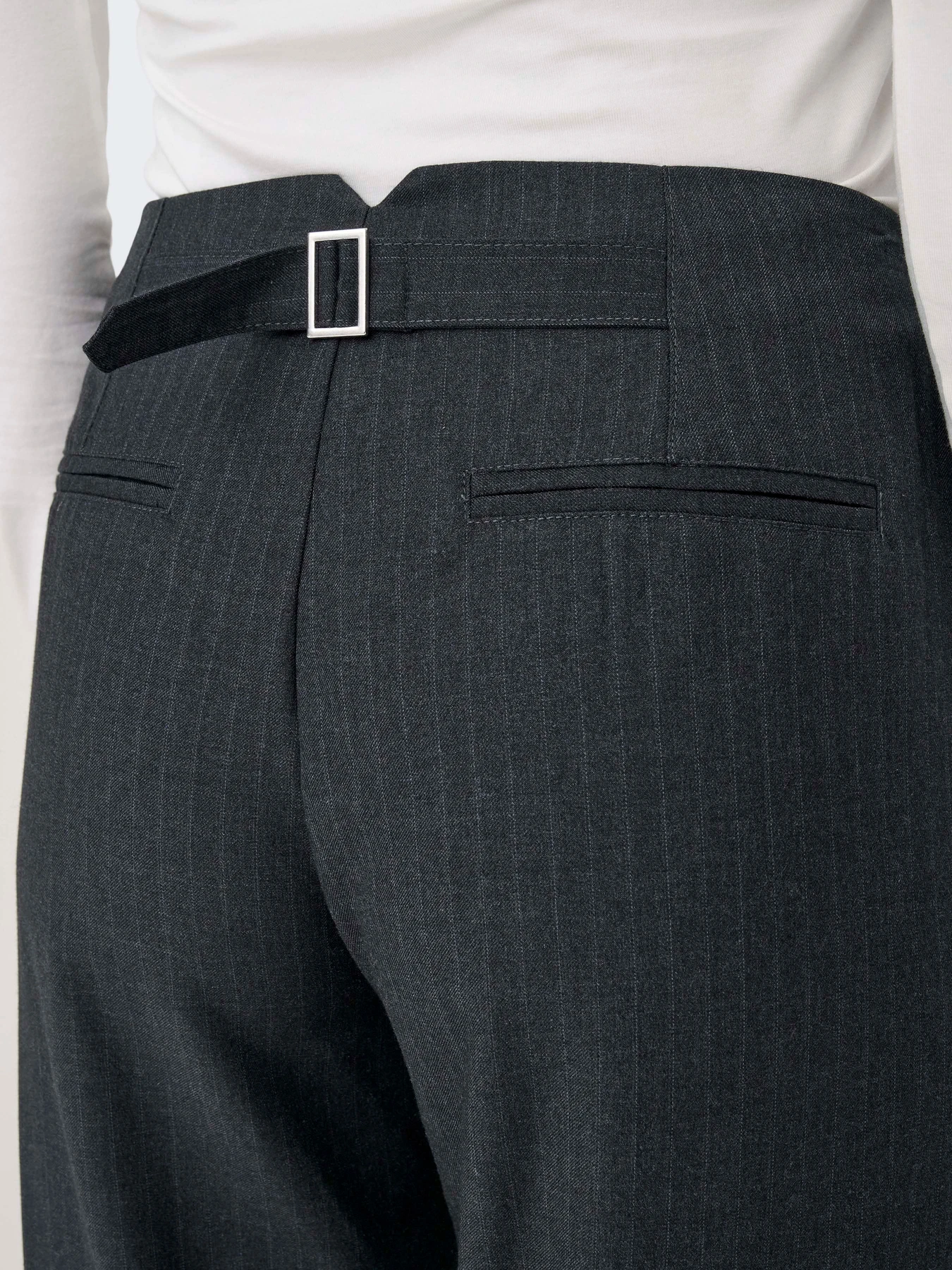 Штани Only модель 15334280_Dark Grey WHITE PINSTRIPES Штани Only модель 15334280_Dark Grey WHITE PINSTRIPES Фото