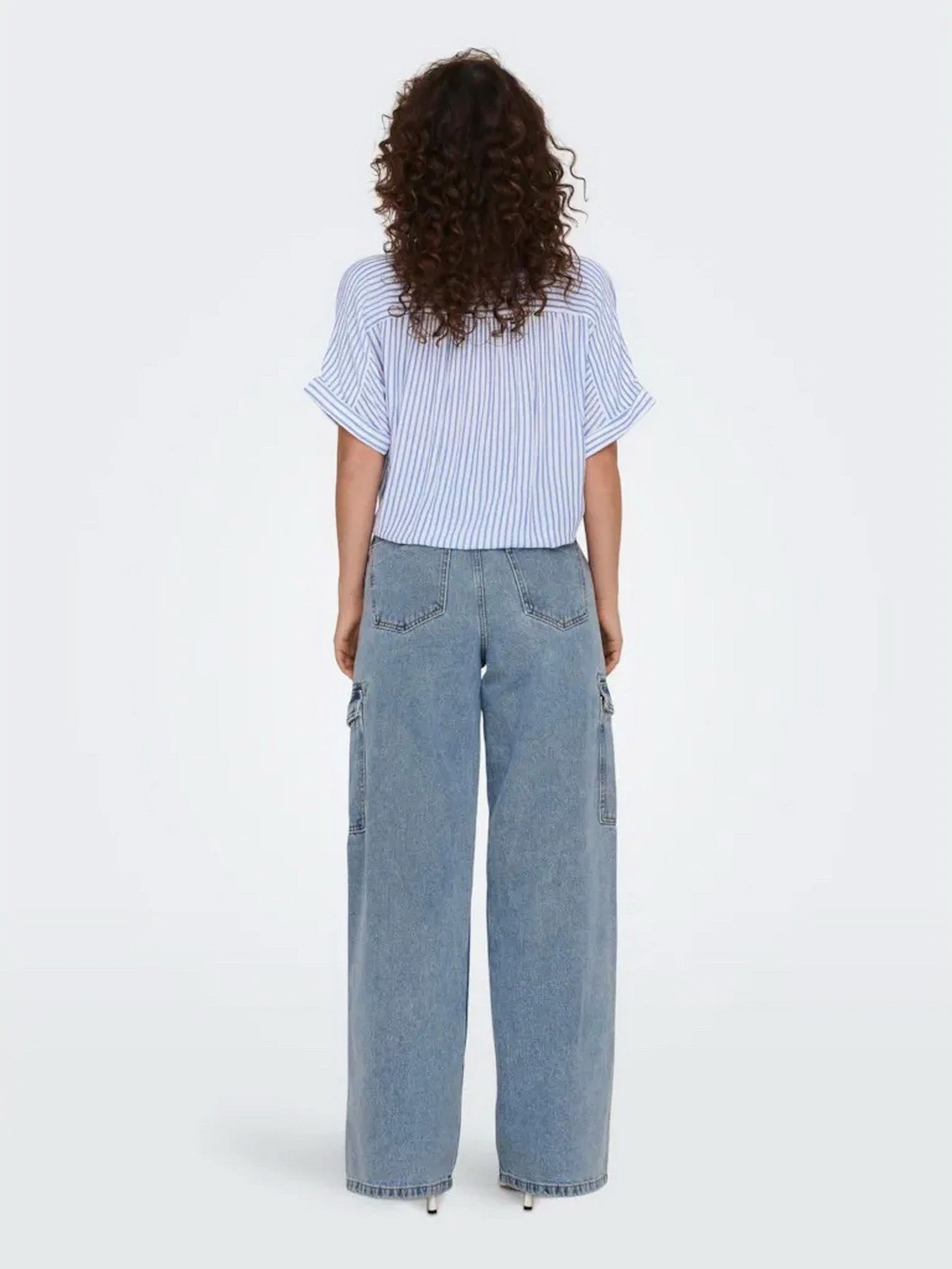 Сорочки Only модель 15281497_Cloud Dancer BLUE STRIPES Сорочки Only модель 15281497_Cloud Dancer BLUE STRIPES Фото