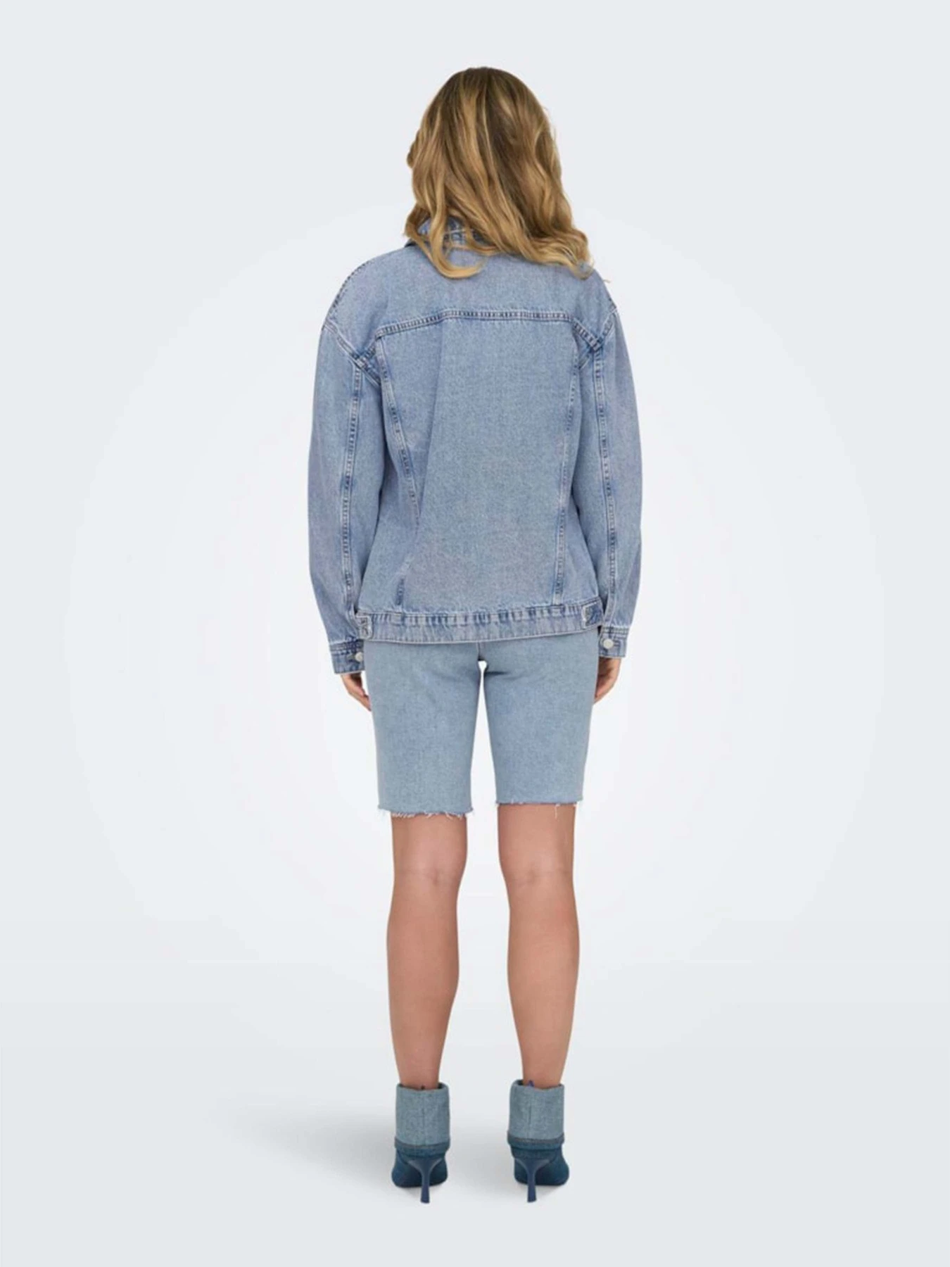 Куртки та дублянки Only модель 15290378_Light Blue Denim Куртки та дублянки Only модель 15290378_Light Blue Denim Фото