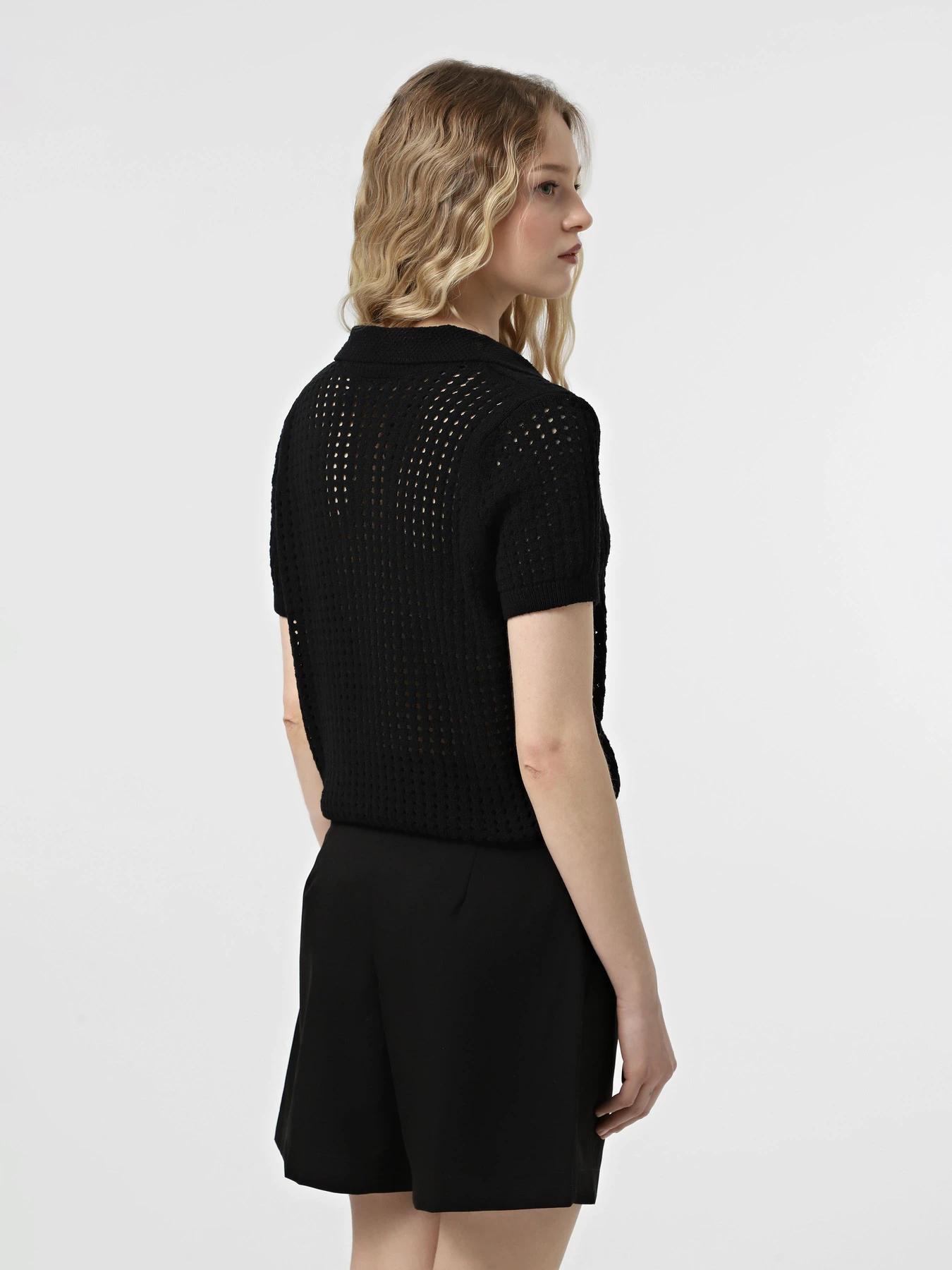 Футболки и поло Only модель 15344397_Black Футболки и поло Only модель 15344397_Black Фото