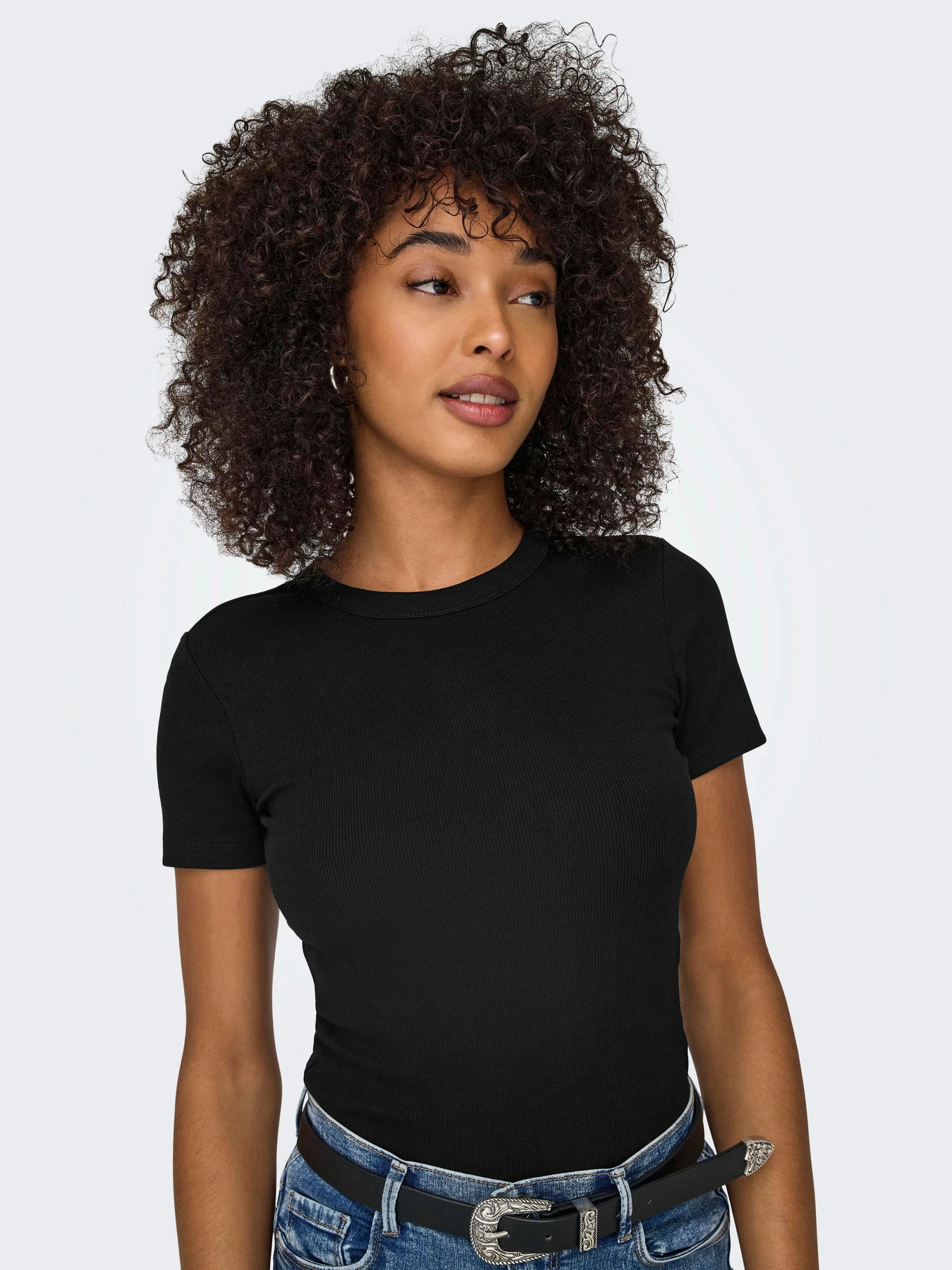 Футболки і поло Only EASY S/S O-NECK TOP модель 15330639_Black Футболки і поло Only EASY S/S O-NECK TOP модель 15330639_Black Фото