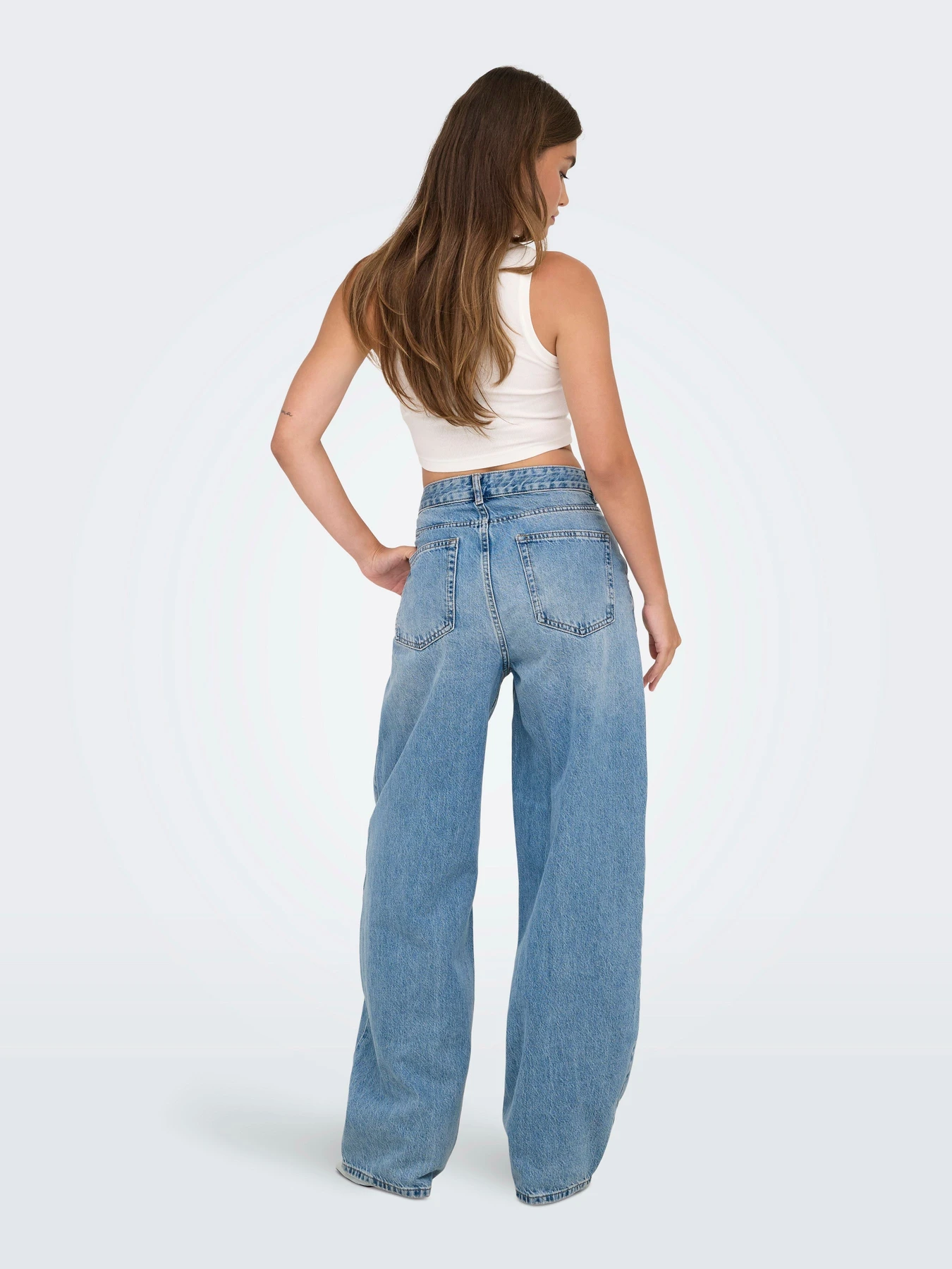 Джинсы Only GIANNA MW PLEAT STR DNM модель 15356810_Light Medium Blue Denim Джинсы Only GIANNA MW PLEAT STR DNM модель 15356810_Light Medium Blue Denim Фото