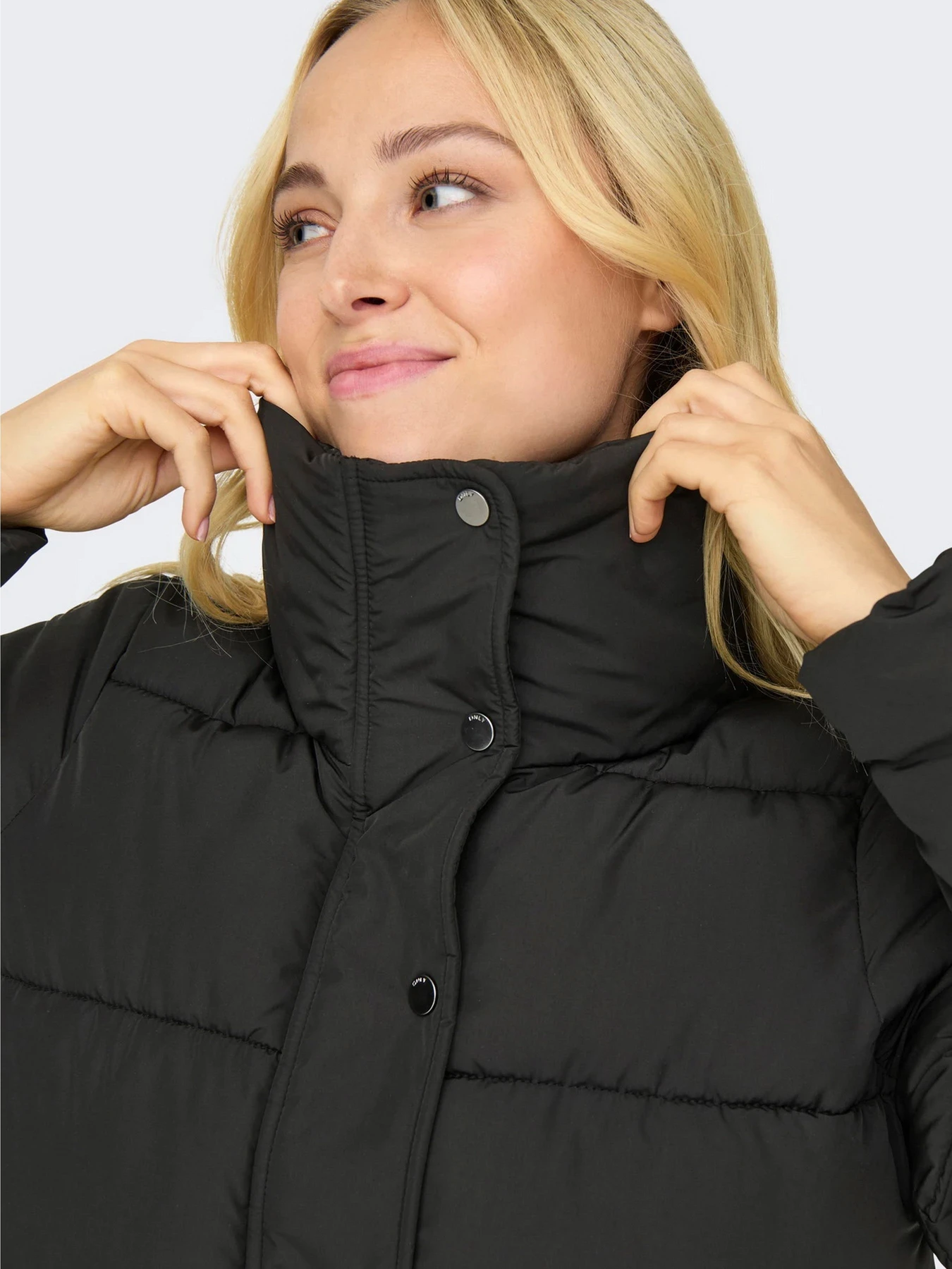 Куртки и дубленки Only NEWCOOL PUFFER JACKET модель 15295424_Black Фото