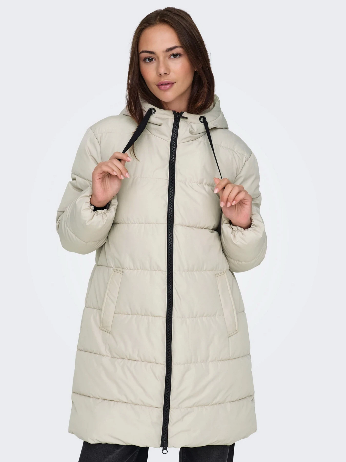 Куртки та дублянки Only CLAIR PUFFER HOOD COAT модель 15323232_Pumice Stone Куртки та дублянки Only CLAIR PUFFER HOOD COAT модель 15323232_Pumice Stone Фото