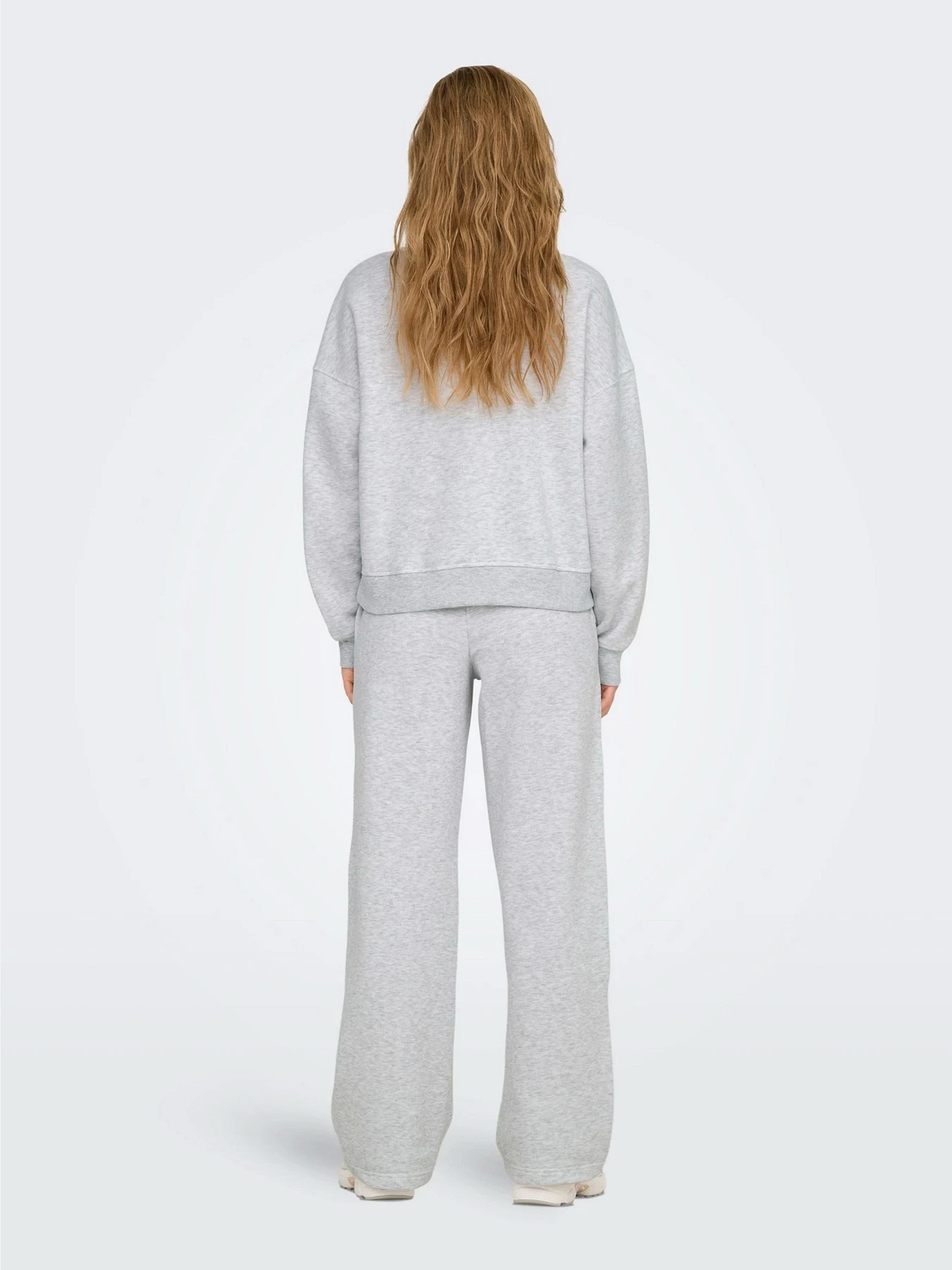 Худи и свитшоты Only BEST L/S CREW NECK SWT модель 15338727_Light Grey Melange Худи и свитшоты Only BEST L/S CREW NECK SWT модель 15338727_Light Grey Melange Фото