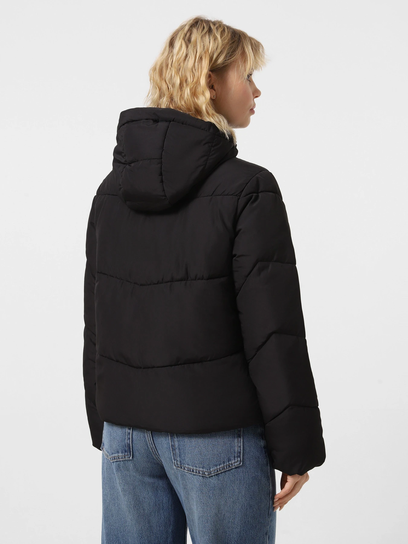 Куртки и дубленки Only MAGGI LIFE SHORT PUFFER модель 15349123_Black Фото