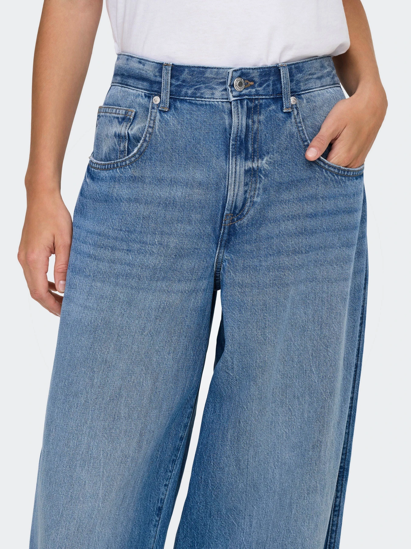 Джинси Only TAYLOR HW BARREL DNM модель 15367620_Medium Blue Denim Фото