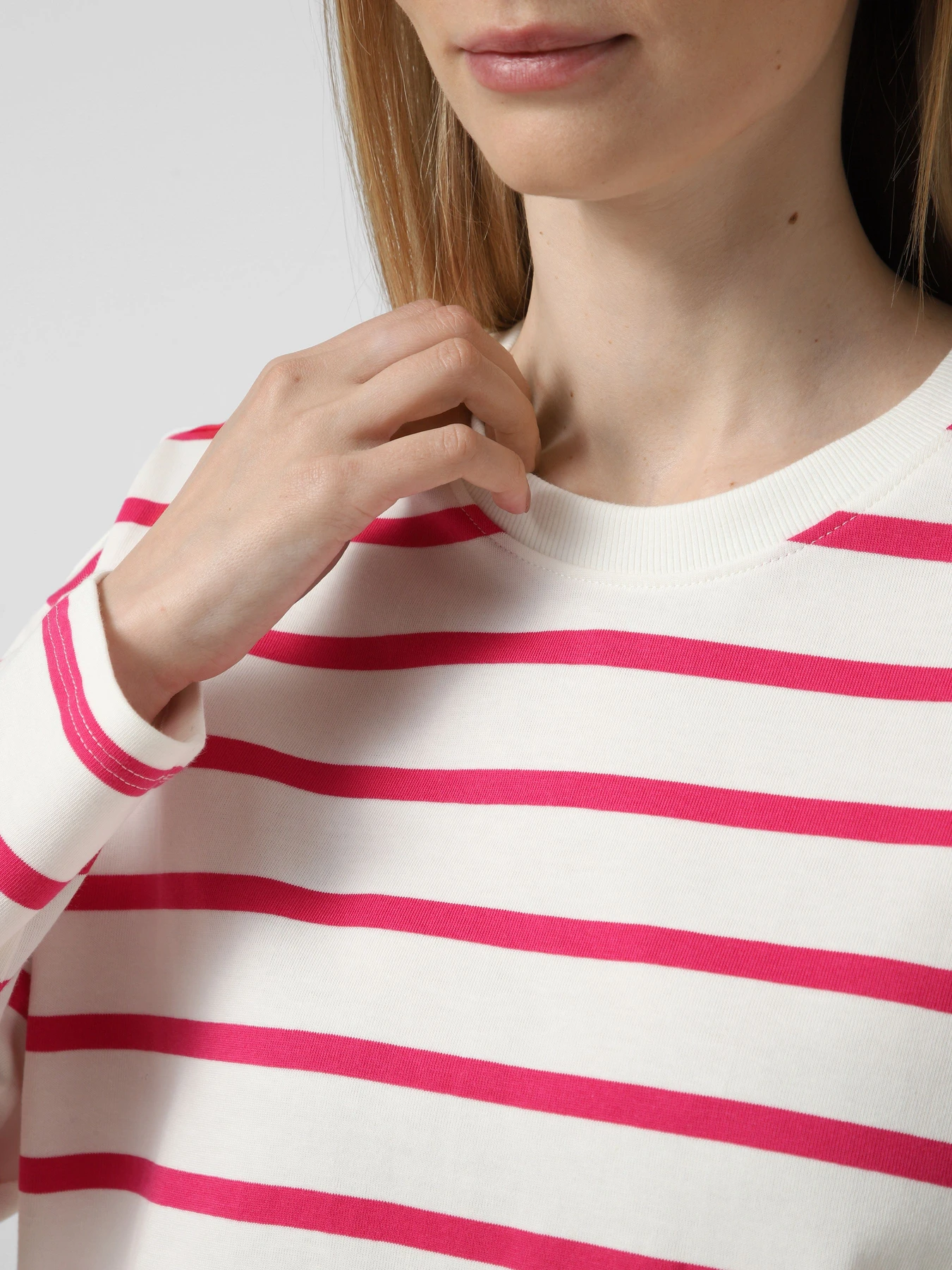 Худи и свитшоты Only SOPH L/S STRIPE TOP модель 15310399_Cloud Dancer Pink yarrow Худи и свитшоты Only SOPH L/S STRIPE TOP модель 15310399_Cloud Dancer Pink yarrow Фото