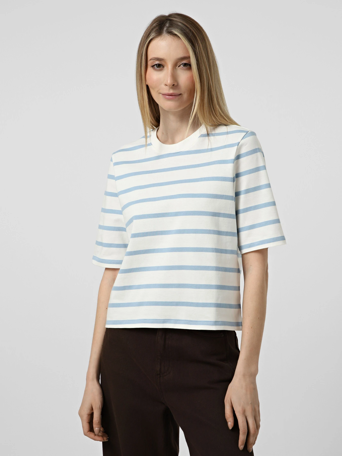 Футболки и поло Only SOPH S/S STRIPE TOP модель 15368524_Cloud Dancer Soft chambray Футболки и поло Only SOPH S/S STRIPE TOP модель 15368524_Cloud Dancer Soft chambray Фото