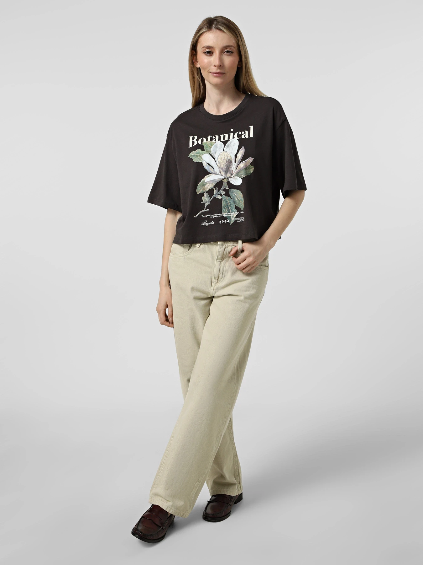 Футболки и поло Only FLEUR S/S TOP модель 15368898_Phantom Nude flower Футболки и поло Only FLEUR S/S TOP модель 15368898_Phantom Nude flower Фото