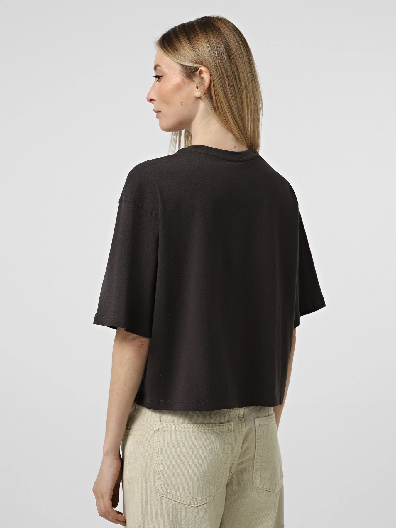 Футболки и поло Only FLEUR S/S TOP модель 15368898_Phantom Nude flower Футболки и поло Only FLEUR S/S TOP модель 15368898_Phantom Nude flower Фото