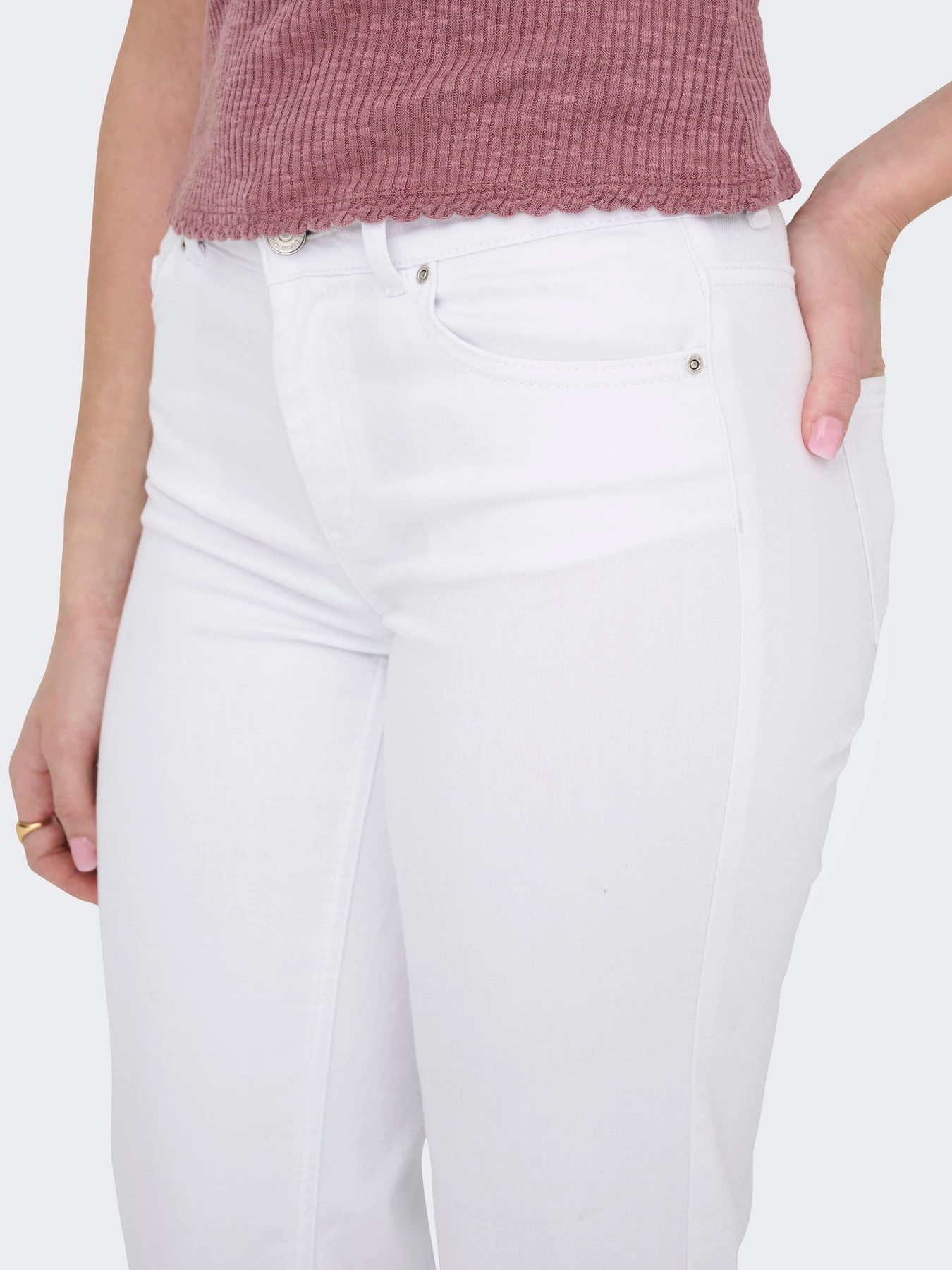 Джинси Only BLUSH MID STRAIGHT DNM модель 15337793_White Джинси Only BLUSH MID STRAIGHT DNM модель 15337793_White Фото