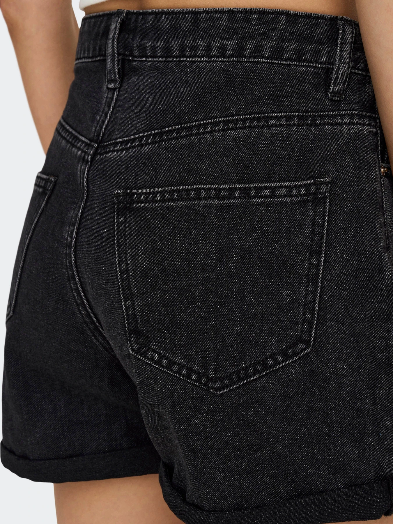 Шорты Only PHINE DNM SHORTS модель 15196226_Black Denim Шорты Only PHINE DNM SHORTS модель 15196226_Black Denim Фото