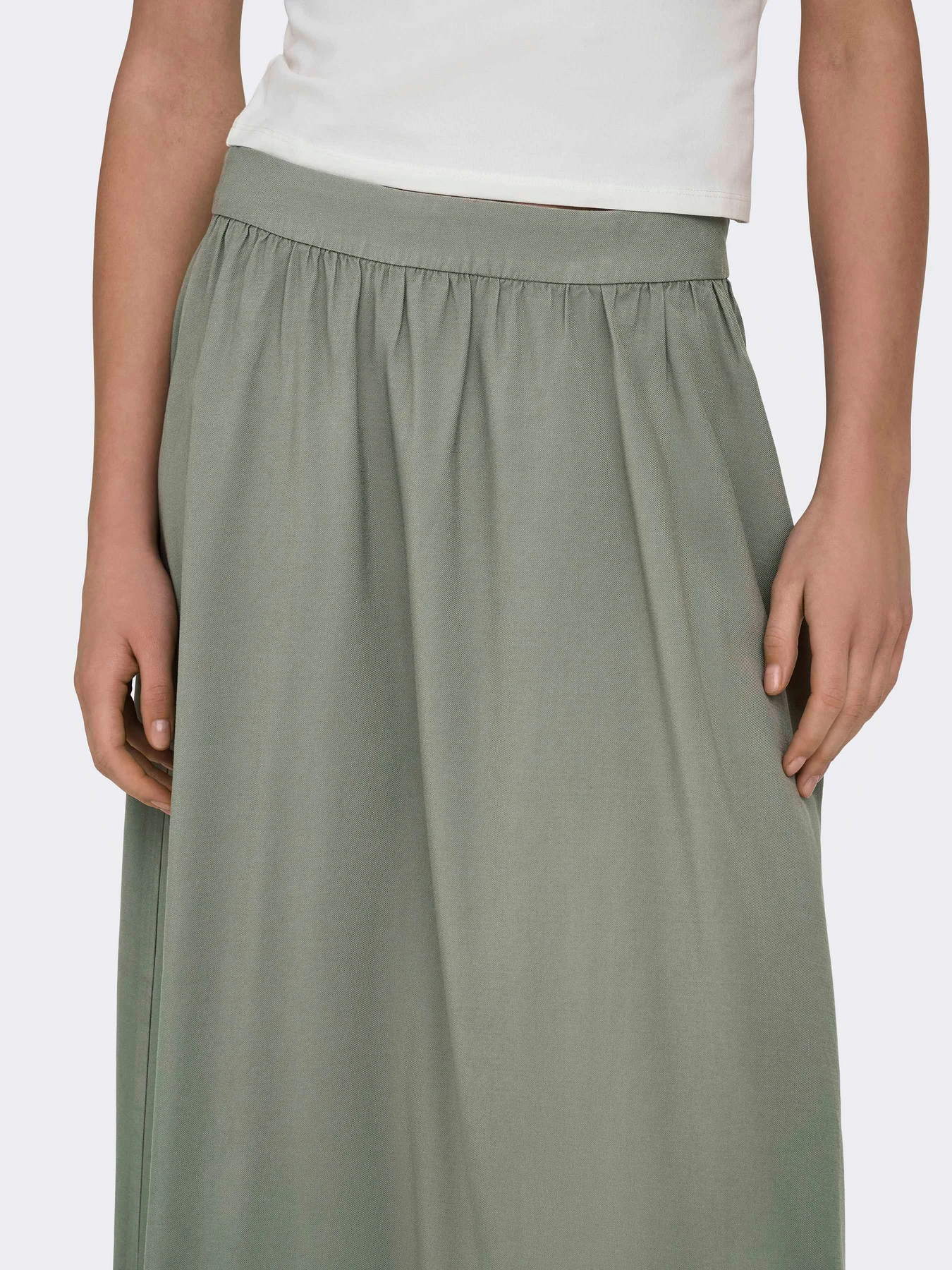 Юбки Only ARIS LIFE PULL UP LONG SKIRT модель 15364190_Smokey Olive Юбки Only ARIS LIFE PULL UP LONG SKIRT модель 15364190_Smokey Olive Фото