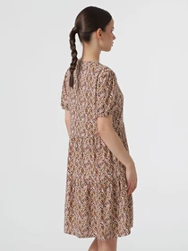 Платья Only NOVA LIFE VIS S/S THEA DRESS модель 15222215_Dull Gold 716 Abstract zig Фото