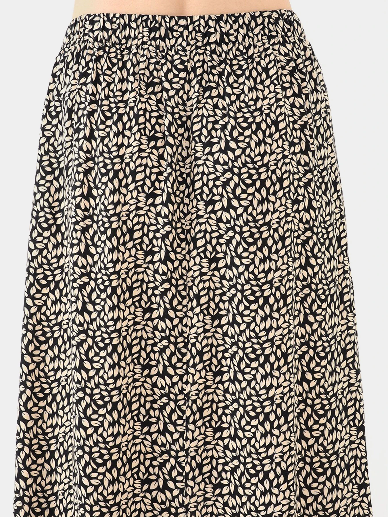 Юбки Only NOVA LIFE VIS BUTTON SKIRT модель 15222223_Black 724 Coffee leaf Юбки Only NOVA LIFE VIS BUTTON SKIRT модель 15222223_Black 724 Coffee leaf Фото