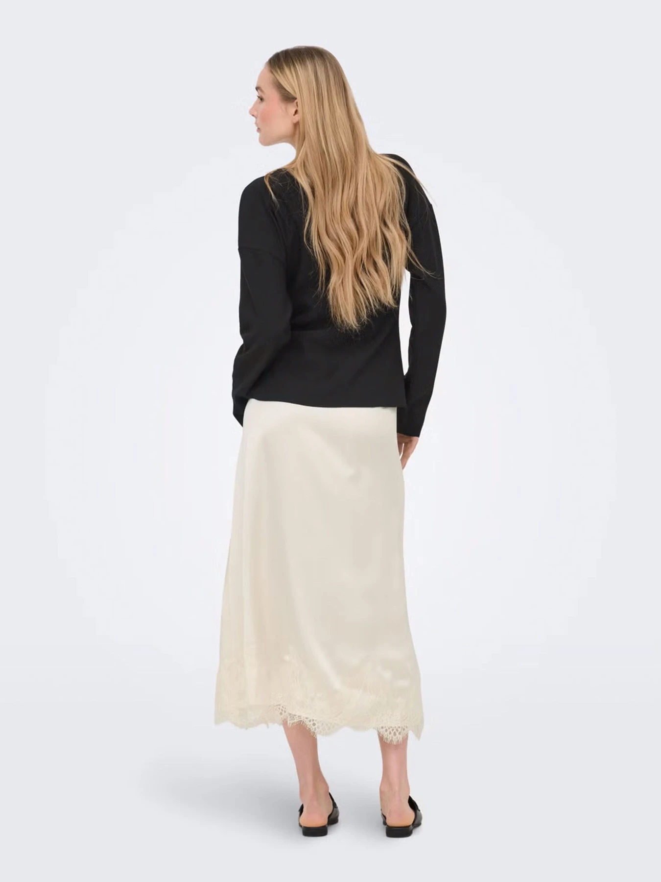 Спідниці Only BELLA SATIN LACE SKIRT модель 15380523_Cloud Dancer Спідниці Only BELLA SATIN LACE SKIRT модель 15380523_Cloud Dancer Фото