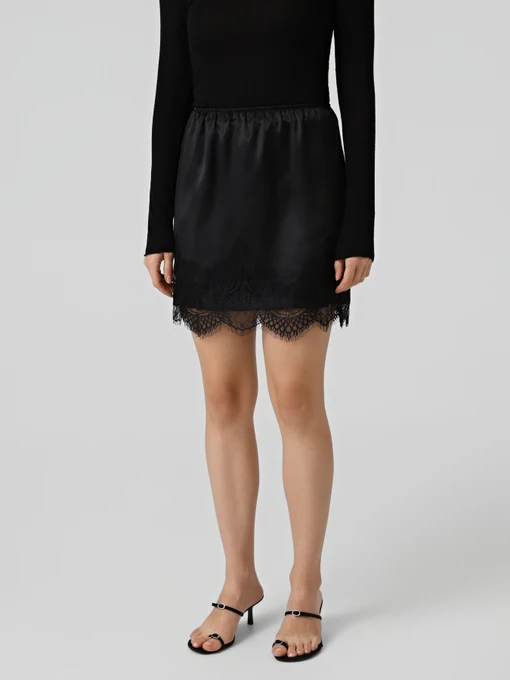 Спідниці Only BELLA SHORT SATIN LACE SKIRT модель 15383475_Black DTM LACE Фото