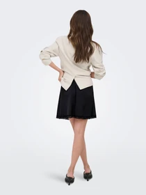 Спідниці Only MENUS LACE SATIN SHORT SKIRT модель 15385148_Black BLACK LACE Фото