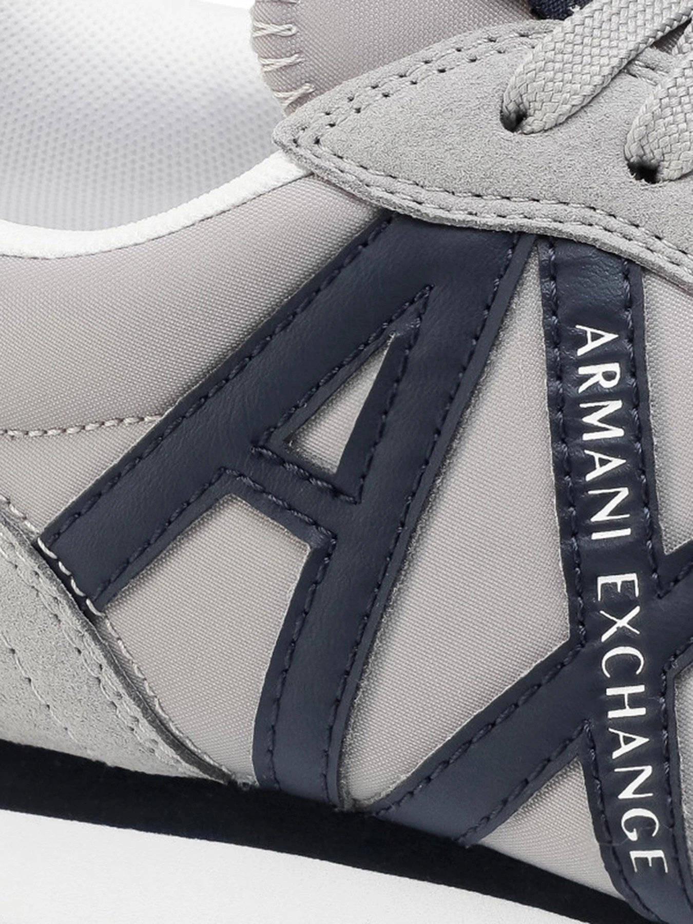 Кросівки Armani Exchange модель XUX017-XCC68-K531 Кросівки Armani Exchange модель XUX017-XCC68-K531 Фото
