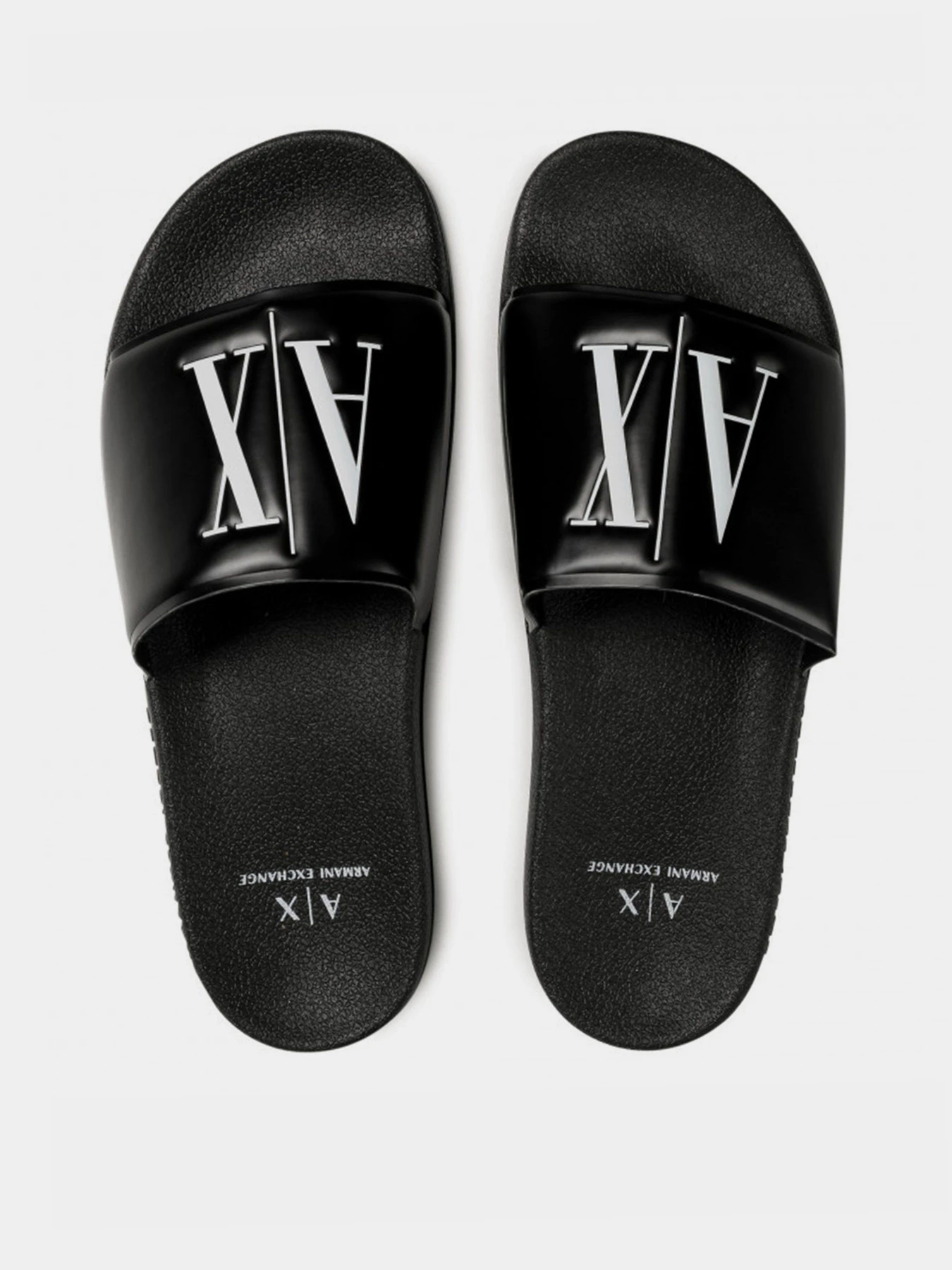 Шльопанці Armani Exchange модель XUP004-XV231-00002 Шльопанці Armani Exchange модель XUP004-XV231-00002 Фото