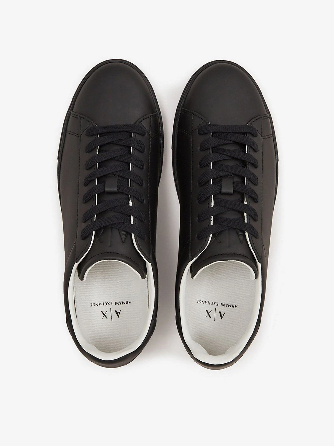 Кроссовки Armani Exchange модель XUX001-XV093-K001 Кроссовки Armani Exchange модель XUX001-XV093-K001 Фото