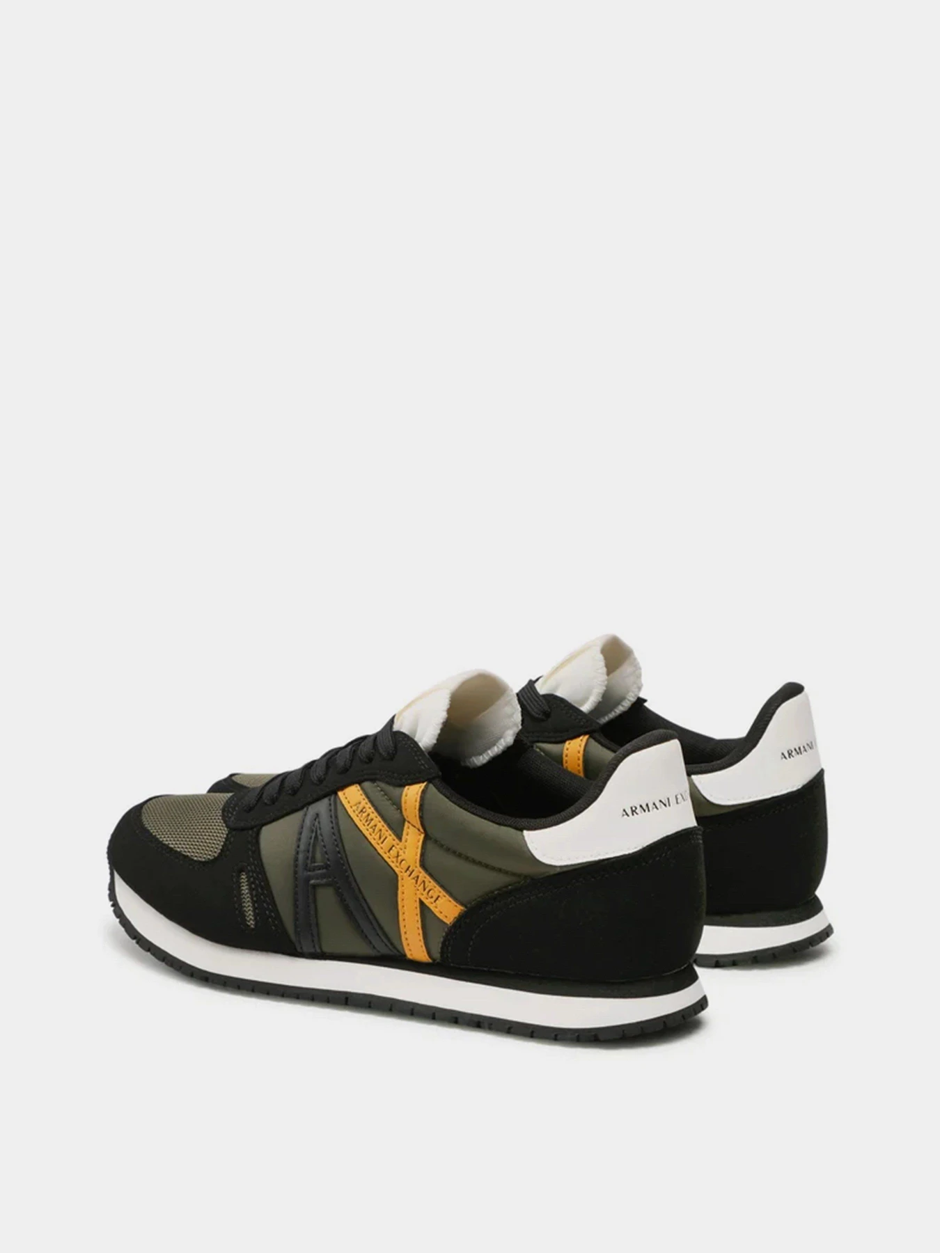 Кросівки Armani Exchange модель XUX017-XCC68-M208 Фото