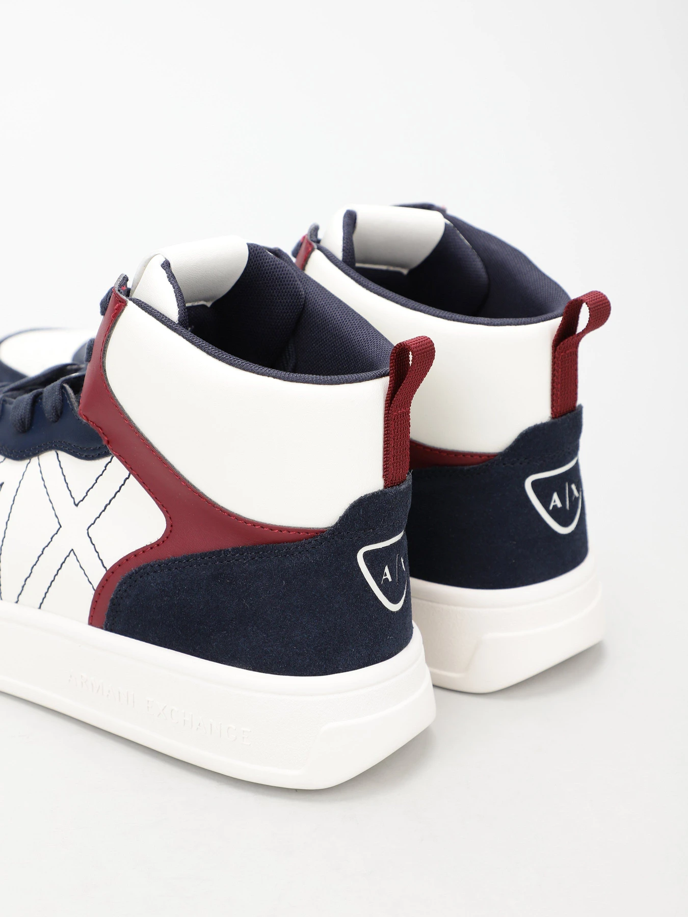 Кросівки Armani Exchange модель XUZ040-XV601-N481 Кросівки Armani Exchange модель XUZ040-XV601-N481 Фото