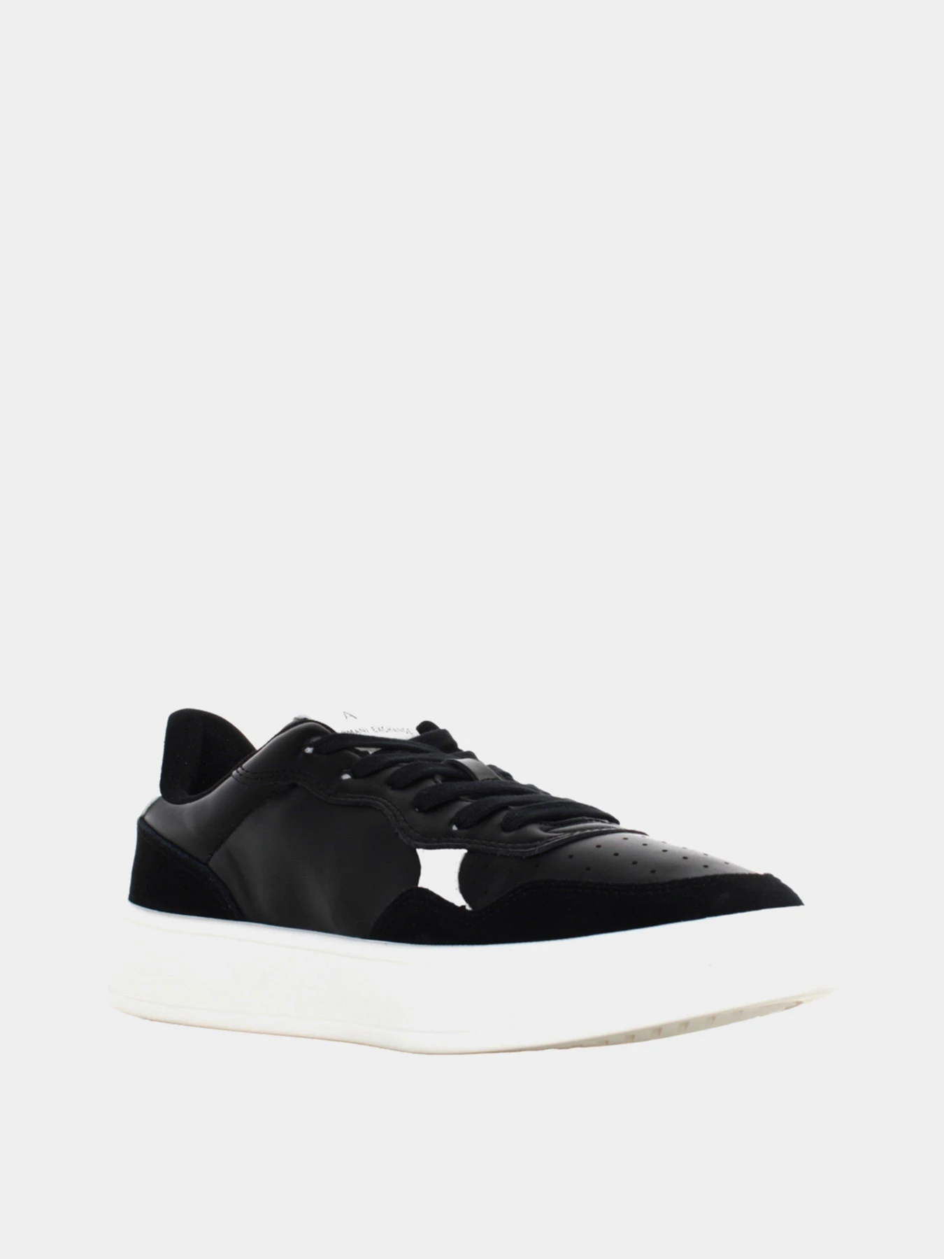 Кроссовки Armani Exchange модель XUX148-XV601-K001 Фото