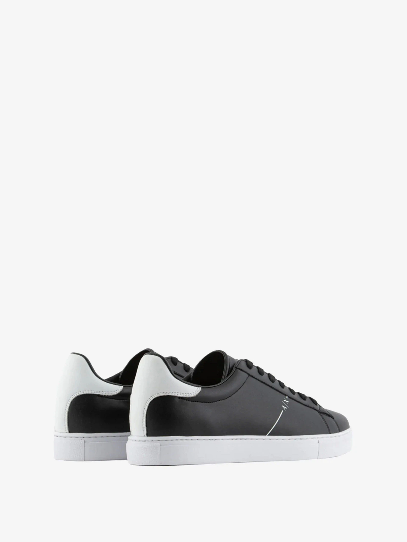 Кроссовки Armani Exchange модель XUX001-XV093-S277 Кроссовки Armani Exchange модель XUX001-XV093-S277 Фото