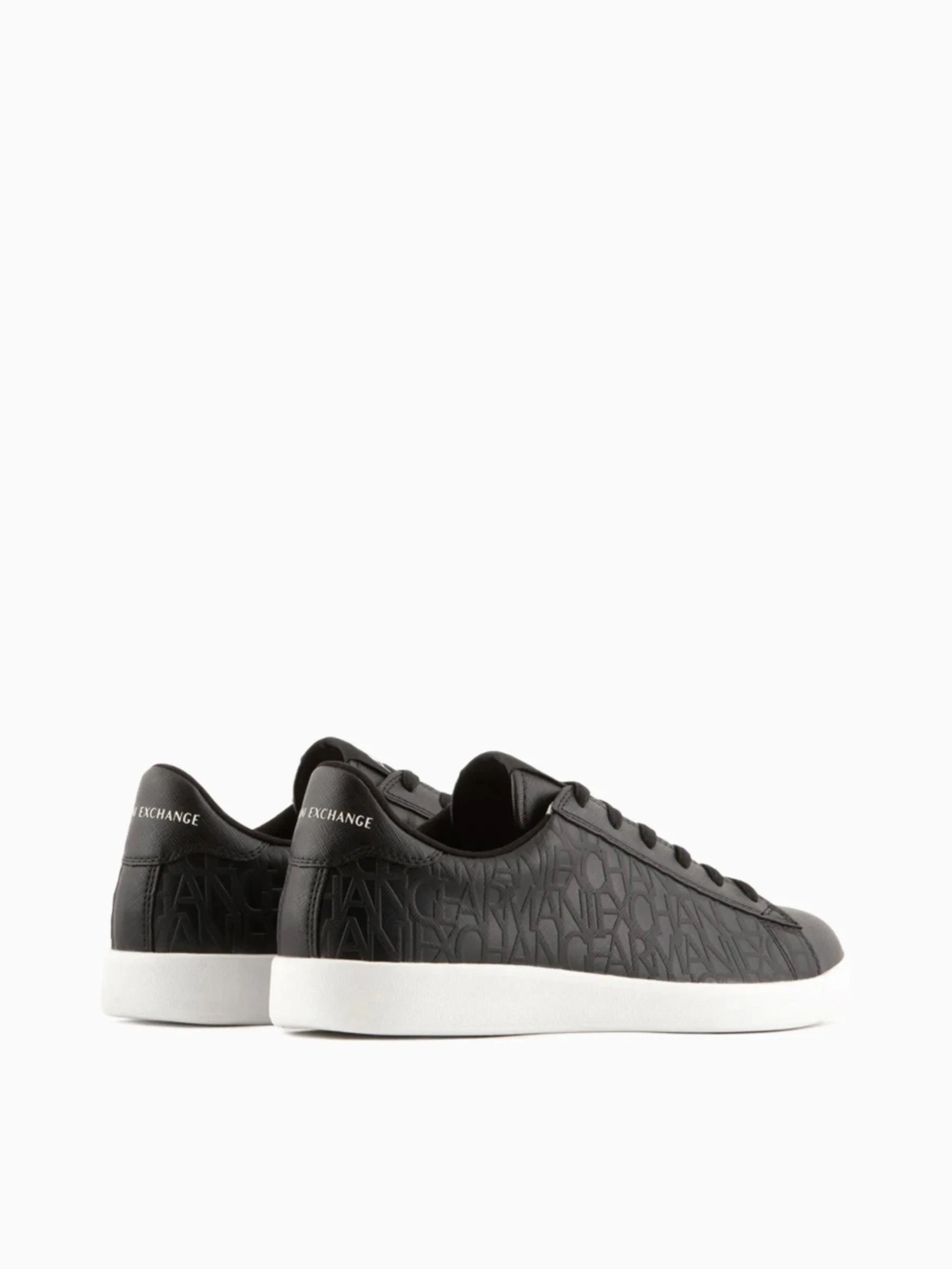 Кроссовки Armani Exchange модель XUX016-XV654-K001 Кроссовки Armani Exchange модель XUX016-XV654-K001 Фото