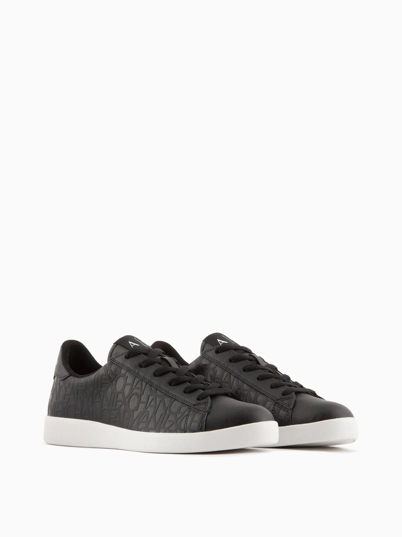 Кроссовки Armani Exchange модель XUX016-XV654-K001 Кроссовки Armani Exchange модель XUX016-XV654-K001 Фото