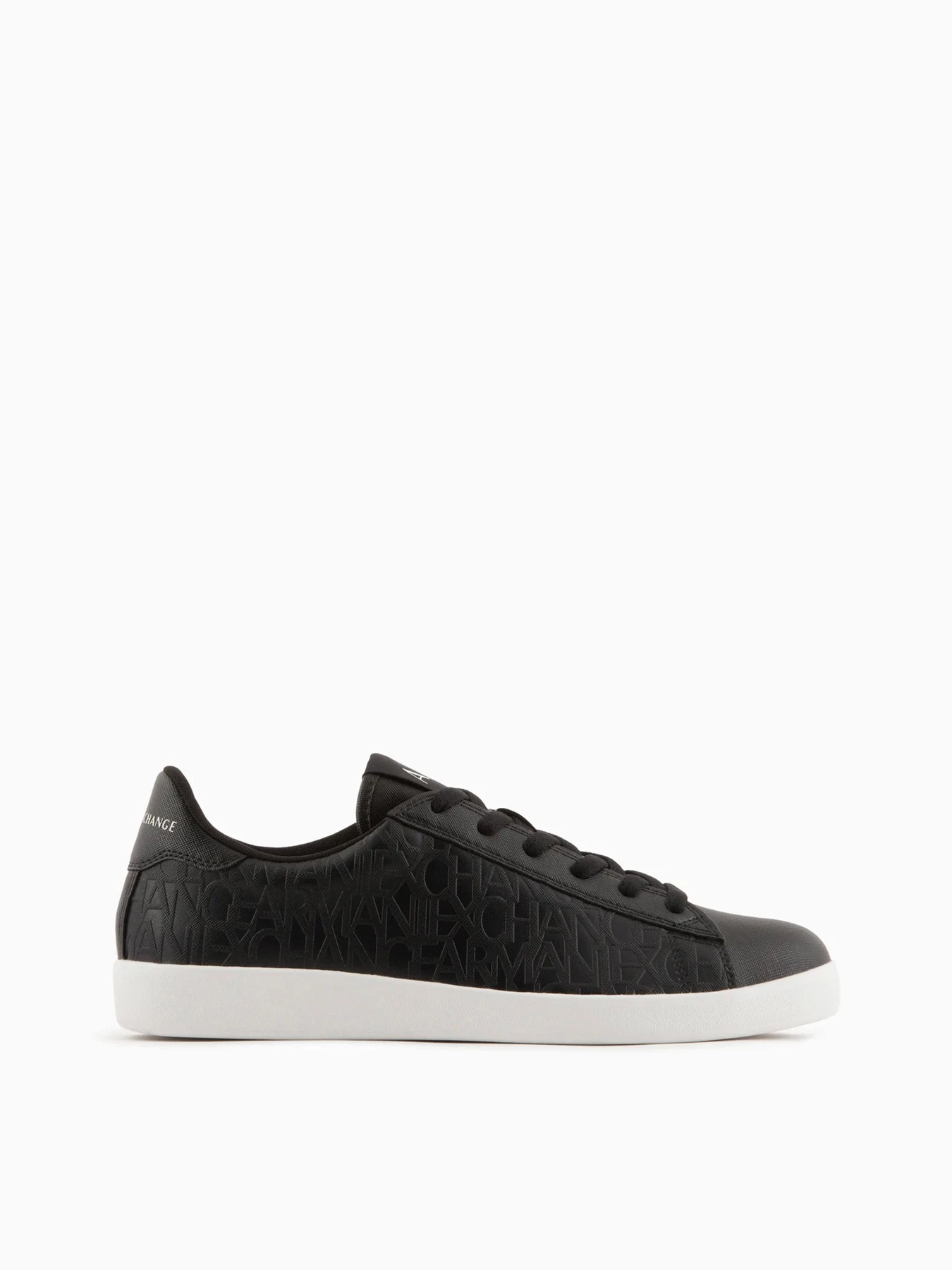 Кроссовки Armani Exchange модель XUX016-XV654-K001 Кроссовки Armani Exchange модель XUX016-XV654-K001 Фото