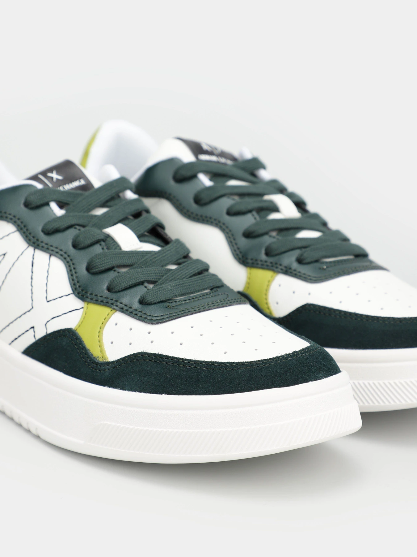 Кросівки Armani Exchange модель XUX148-XV601-S537 Кросівки Armani Exchange модель XUX148-XV601-S537 Фото