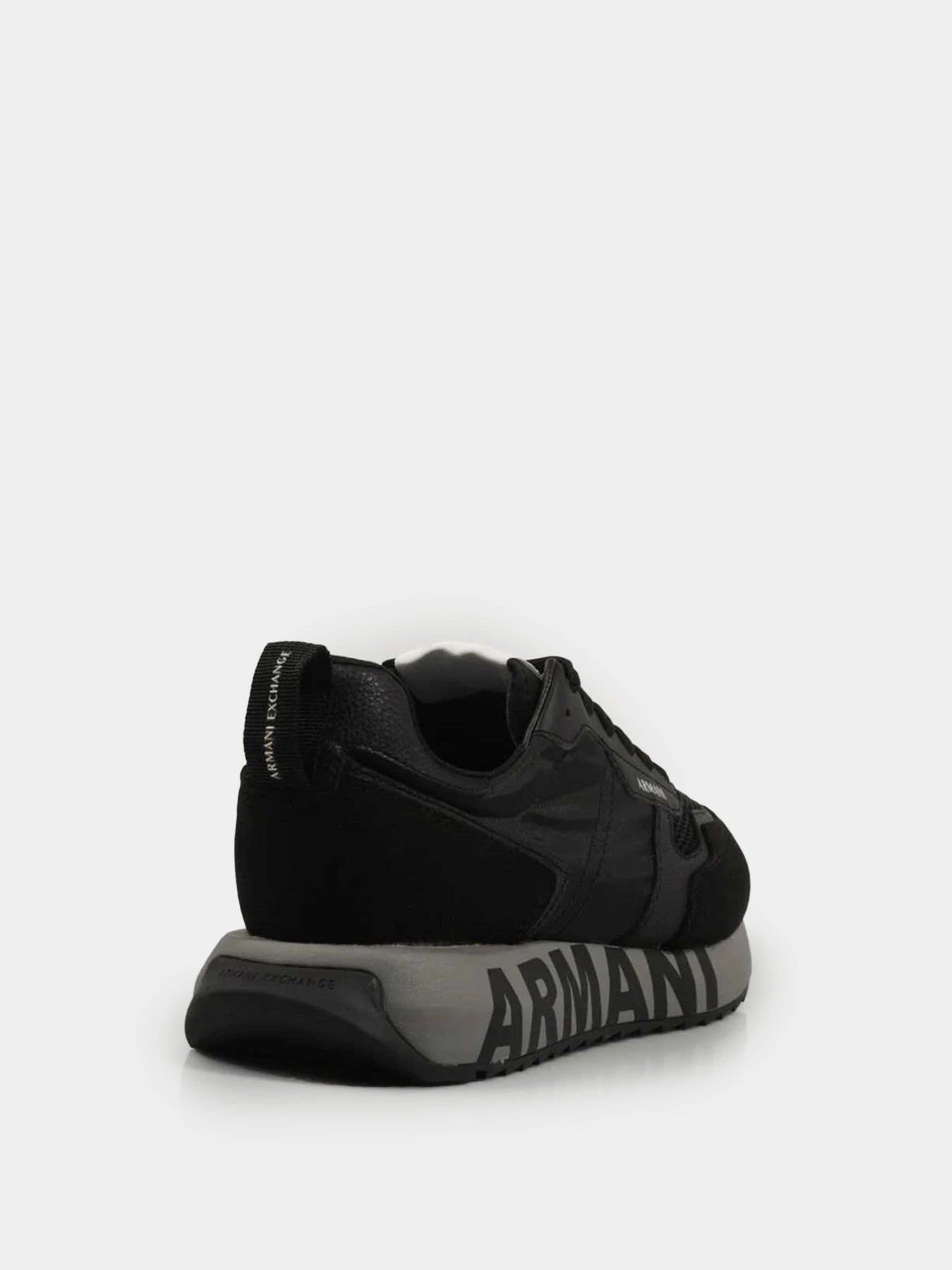 Кросівки Armani Exchange модель XUX151-XV663-K001 Кросівки Armani Exchange модель XUX151-XV663-K001 Фото