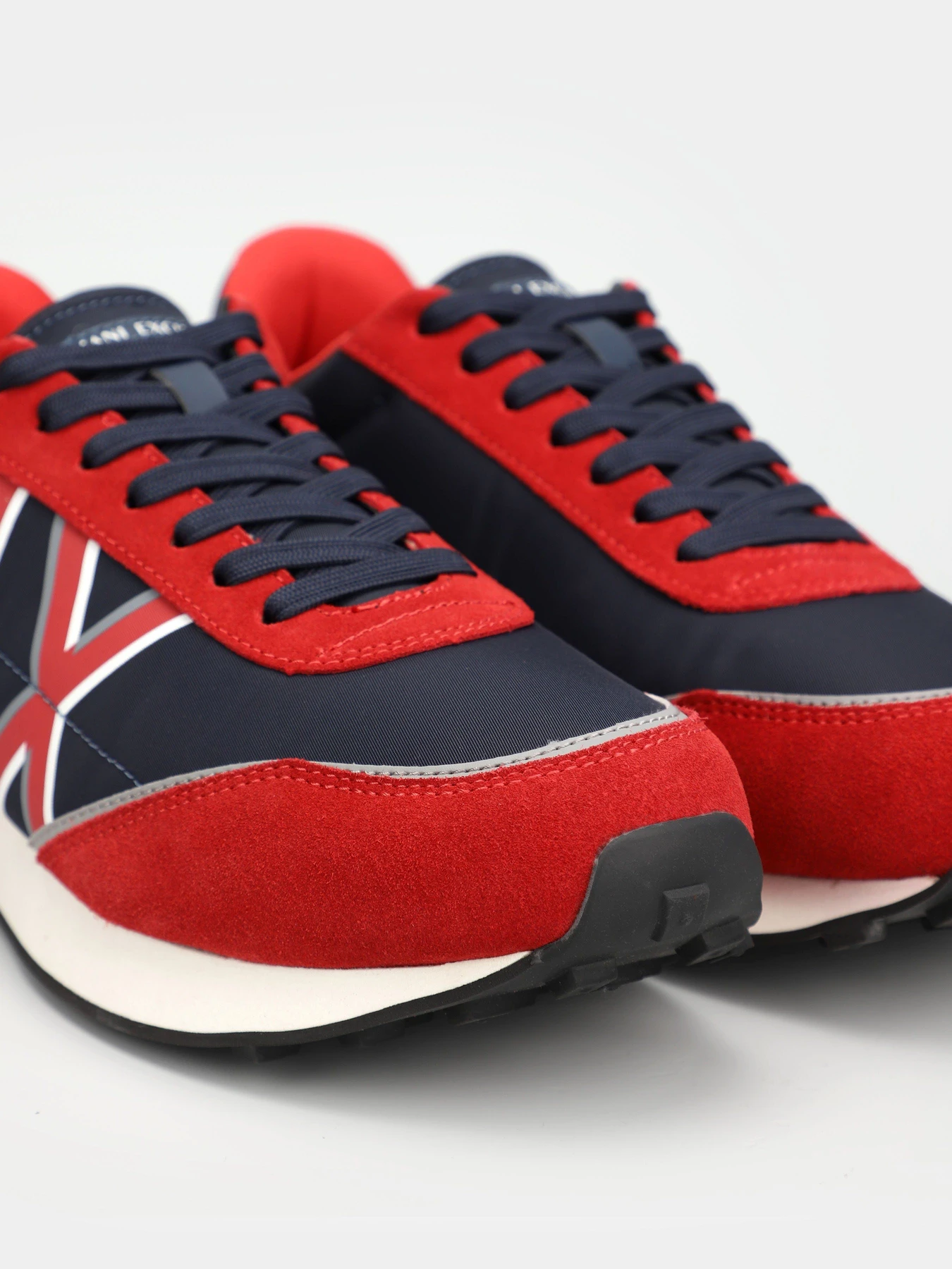 Кроссовки Armani Exchange модель XUX157-XV588-S454 Кроссовки Armani Exchange модель XUX157-XV588-S454 Фото