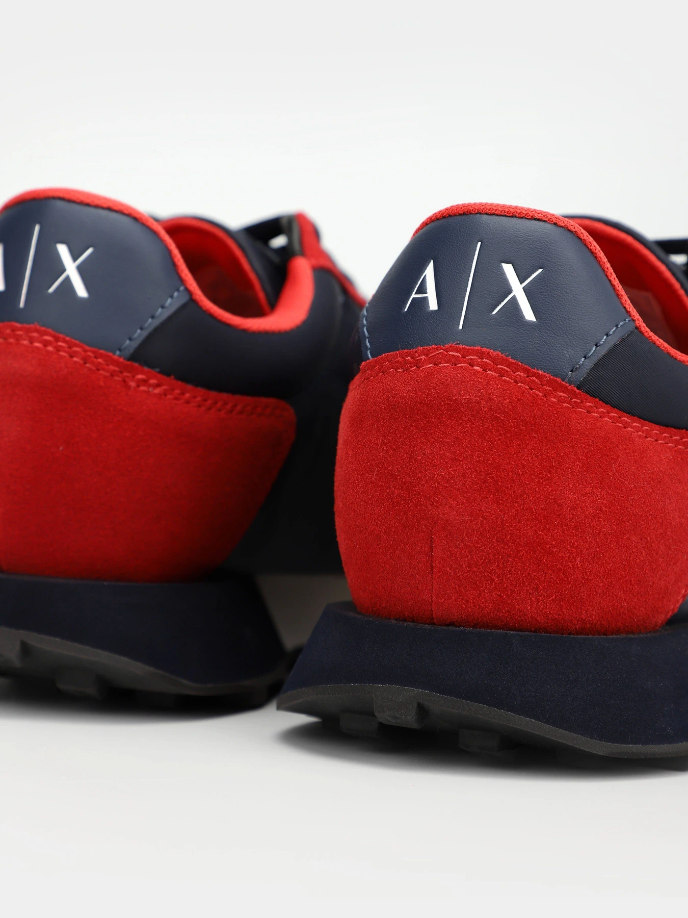 Кроссовки Armani Exchange модель XUX157-XV588-S454 Кроссовки Armani Exchange модель XUX157-XV588-S454 Фото