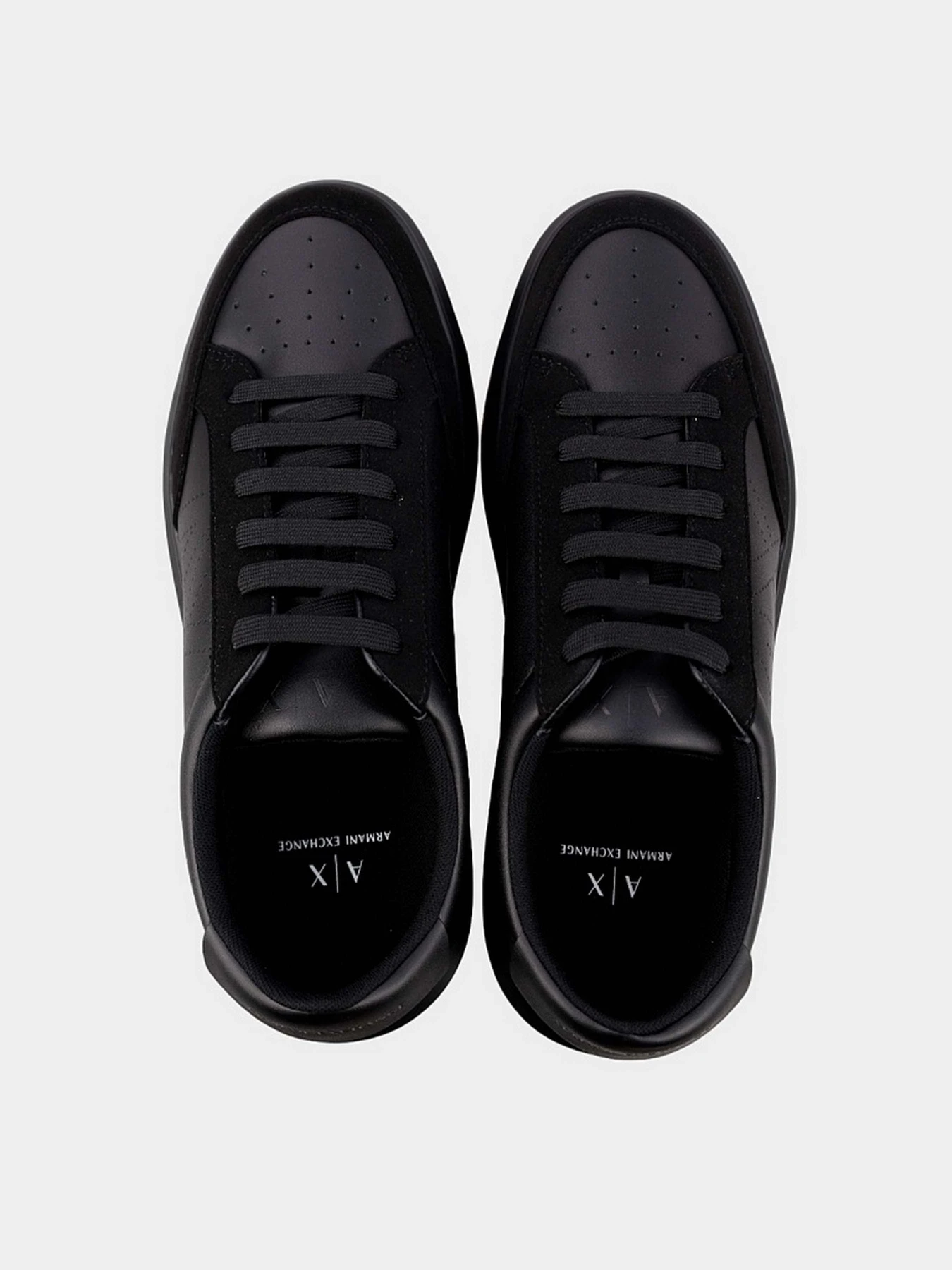 Кроссовки Armani Exchange модель XUX177-XV762-K001 Кроссовки Armani Exchange модель XUX177-XV762-K001 Фото