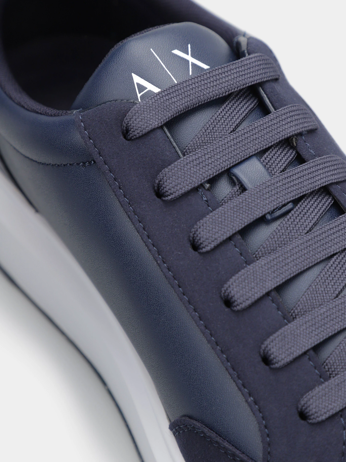 Кросівки Armani Exchange модель XUX177-XV762-T038 Кросівки Armani Exchange модель XUX177-XV762-T038 Фото