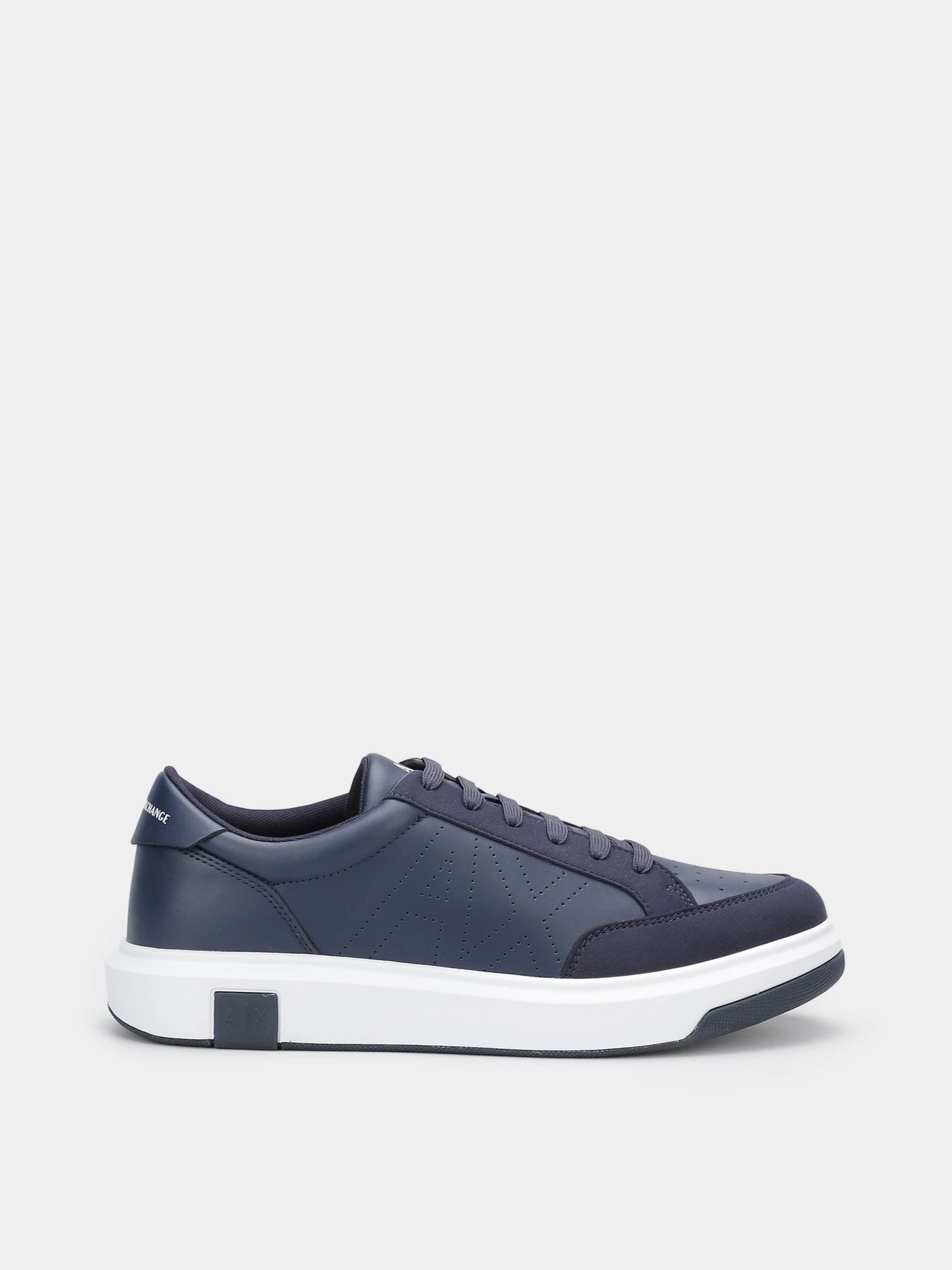 Кросівки Armani Exchange модель XUX177-XV762-T038 Кросівки Armani Exchange модель XUX177-XV762-T038 Фото